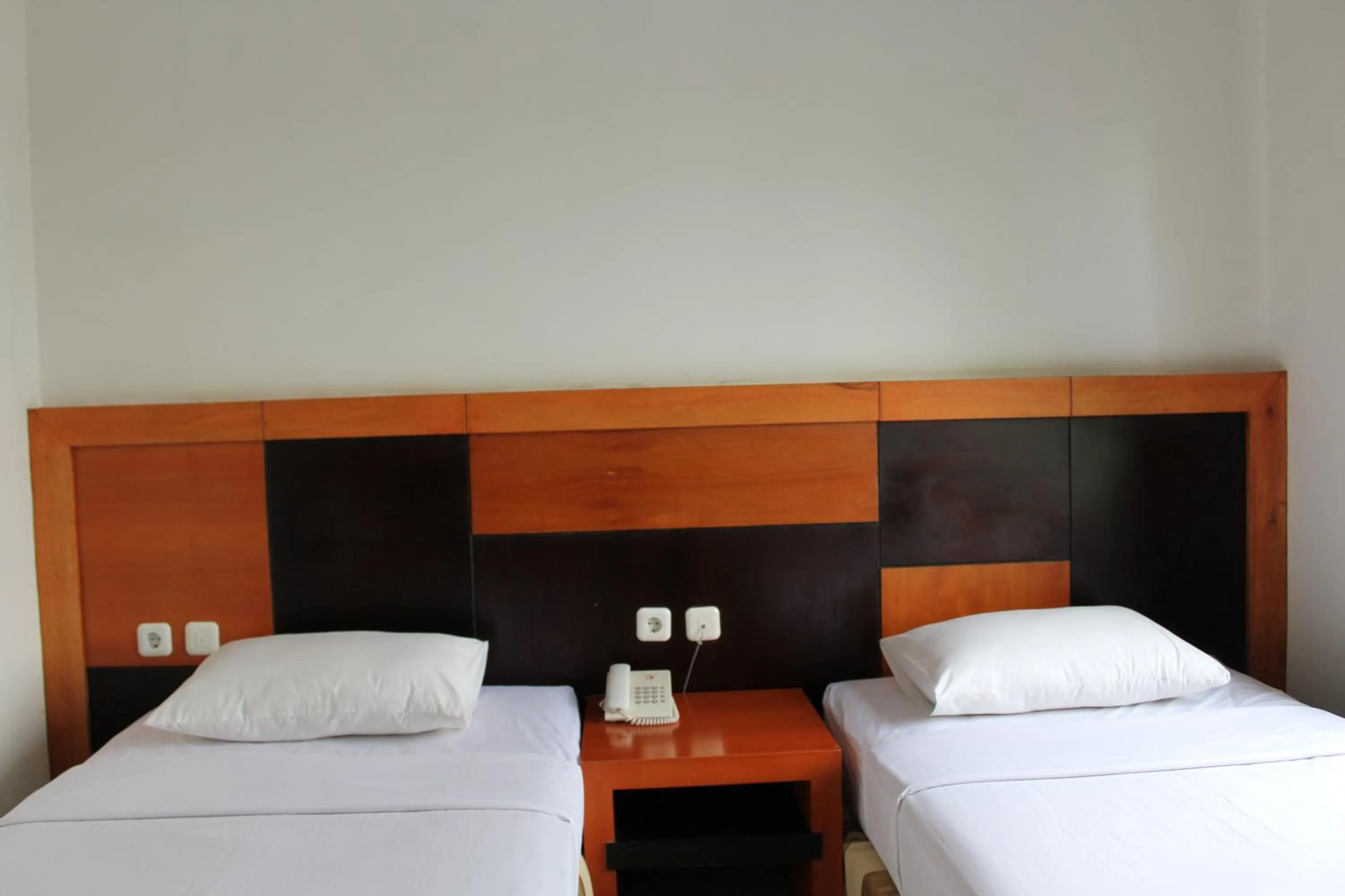 Deluxe Double or Twin Room in Hotel Grand Karawang Indah