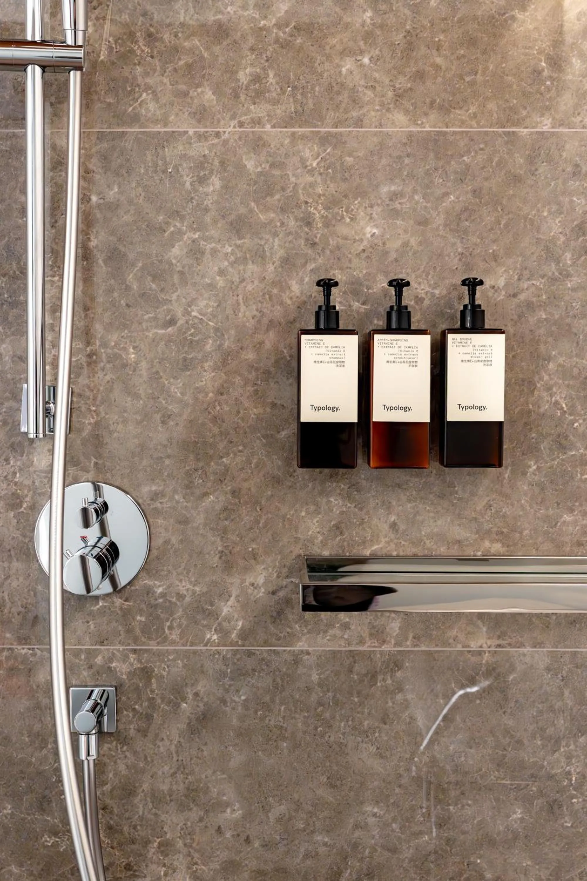 Standard Room in Vignette Collection Shanghai Snow World Hotel by IHG