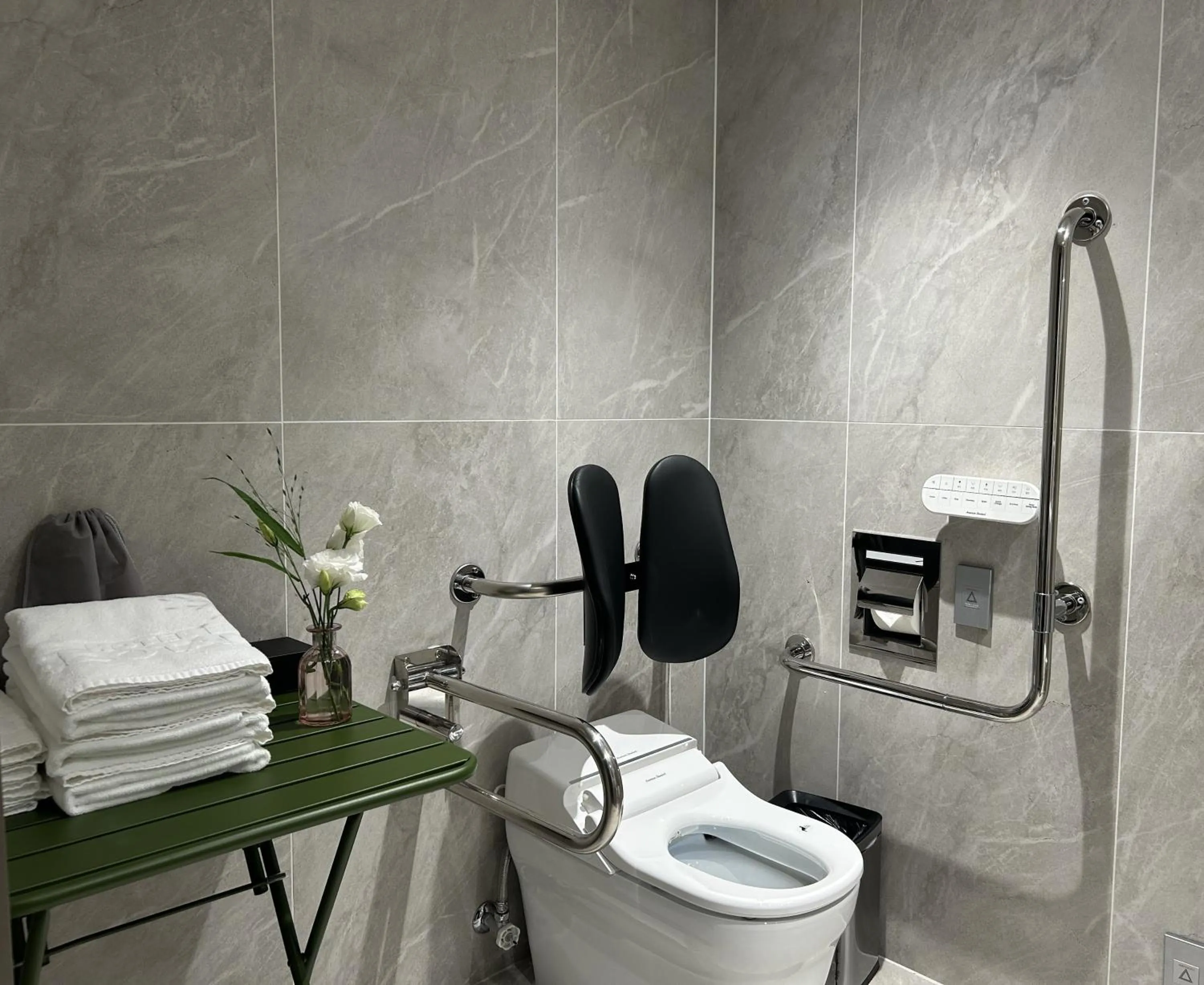 Accessible Room - Superior Double Room in Hotel The Botanik Sewoon Myeongdong