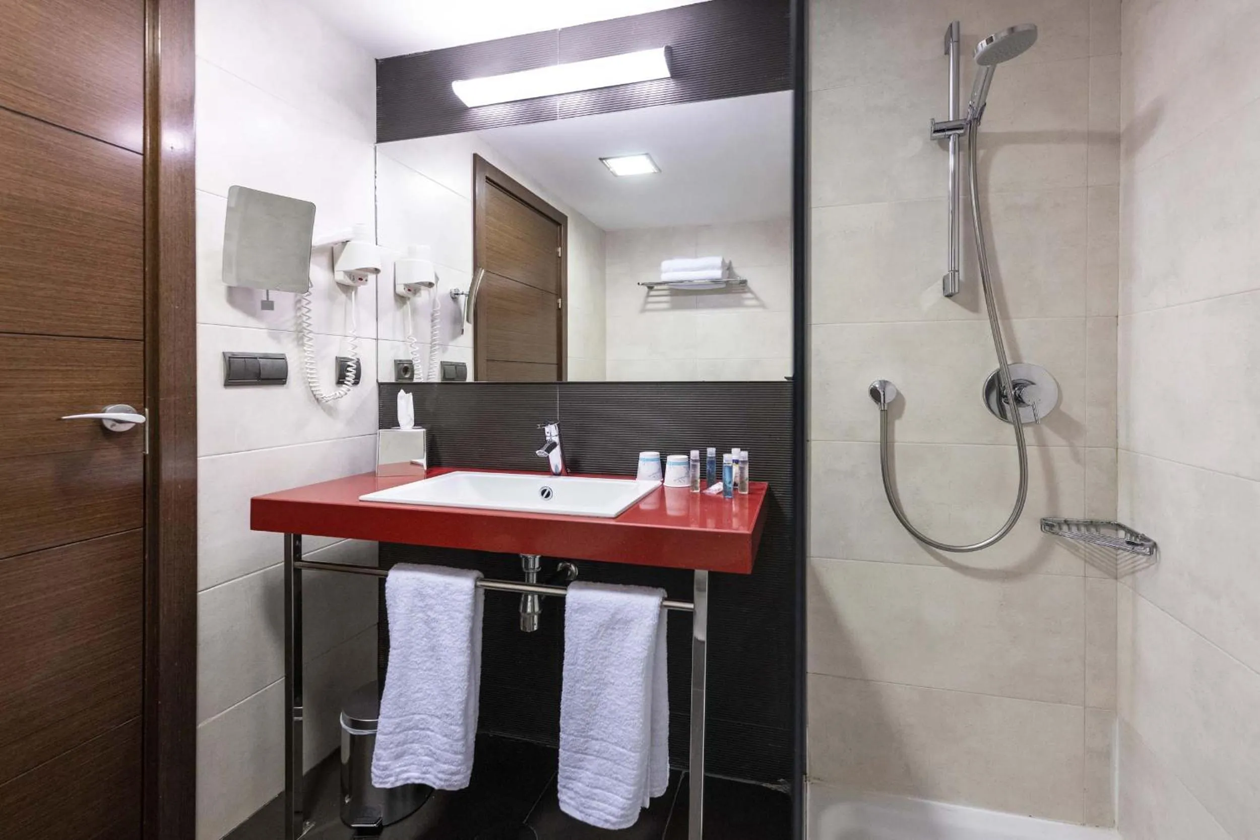 Triple Room (2 Adults + 1 Child) in Globales Castillo de Ayud