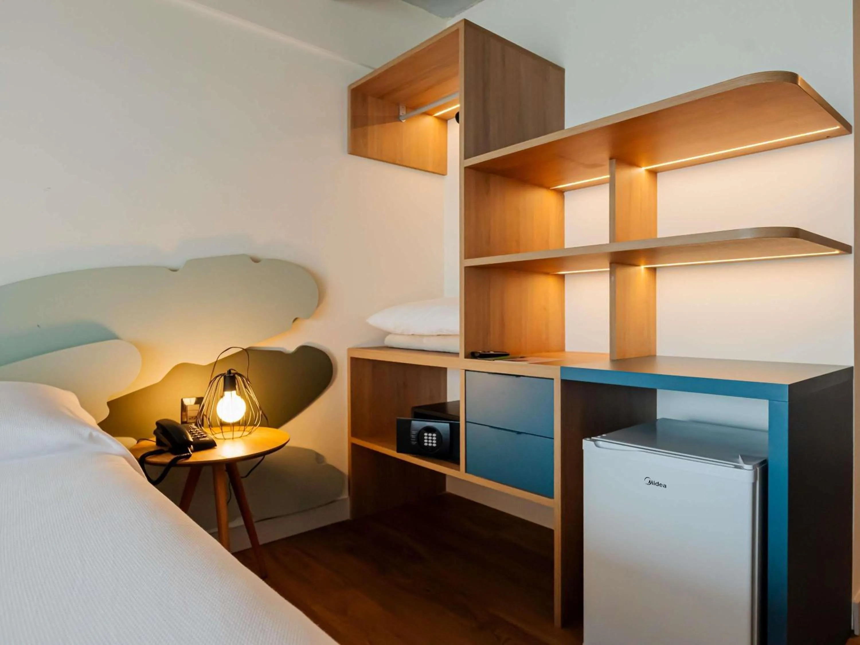 Standard Twin Room with Balcony and Sea View in Ibis Styles Maragogi - O primeiro Ibis Styles pé na areia do Brasil