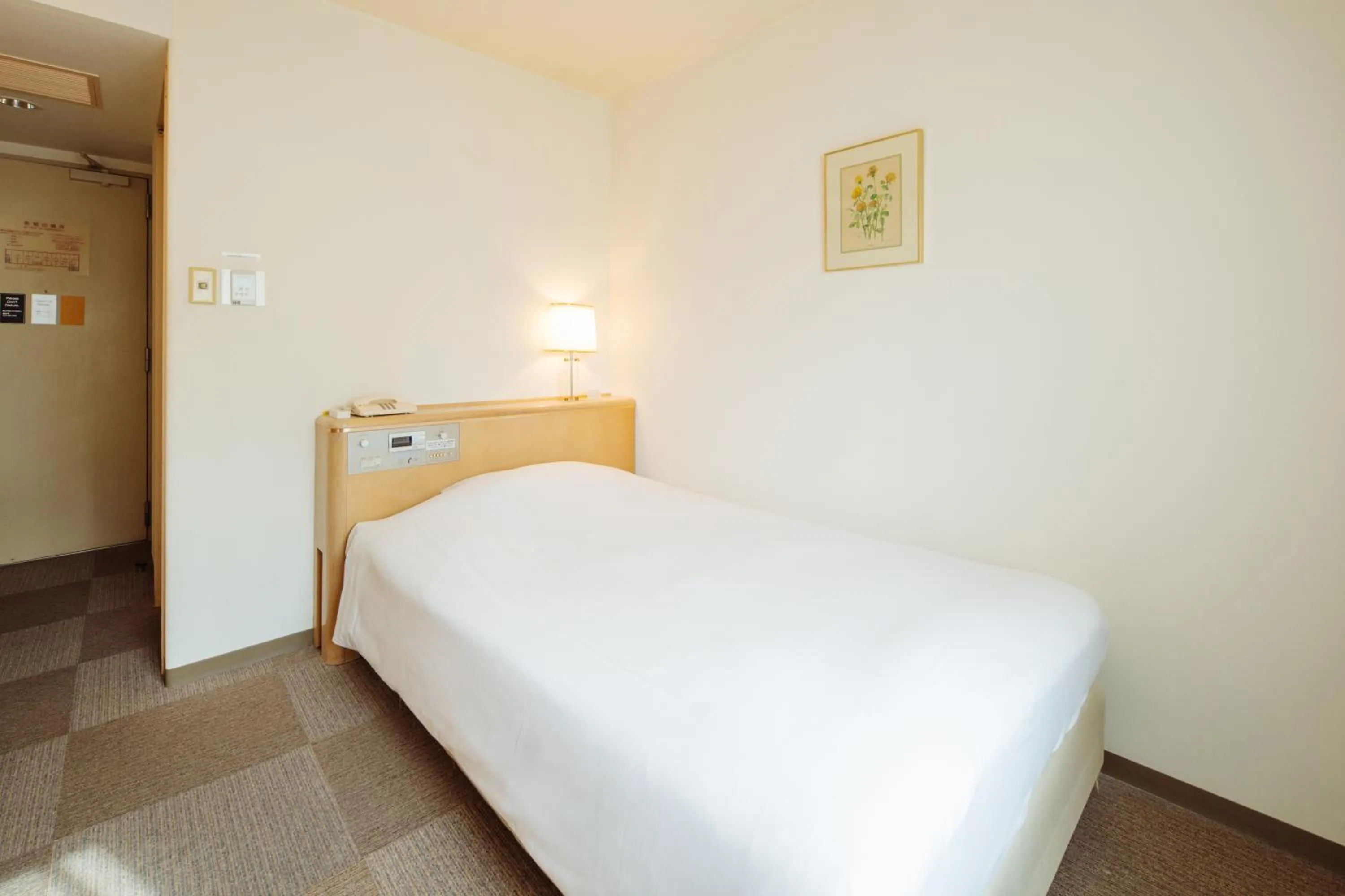 Double Room with Small Double Bed - single occupancy - Non-Smoking in Nest Hotel Matsuyama
