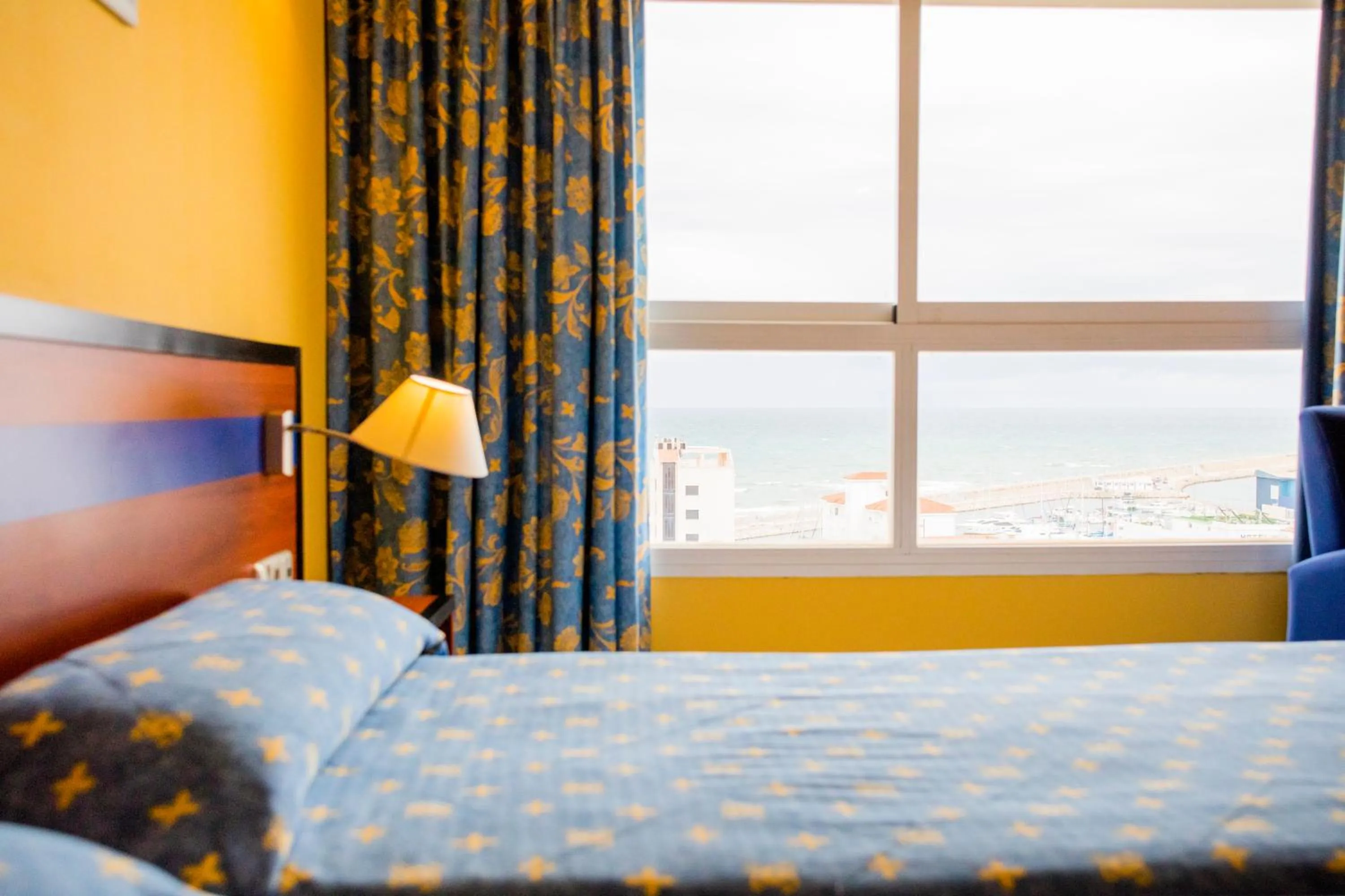 Twin Room (1 Adult + 2 Children) in Hotel Biarritz