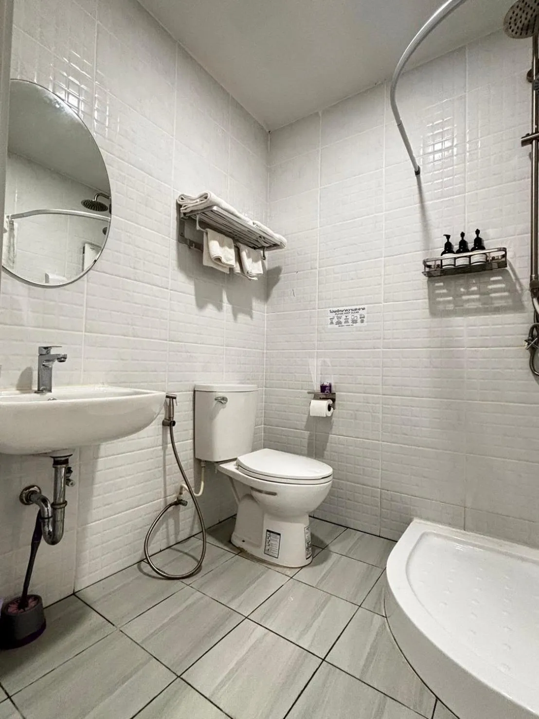 Deluxe Double Room in PJ Hostel & Bar