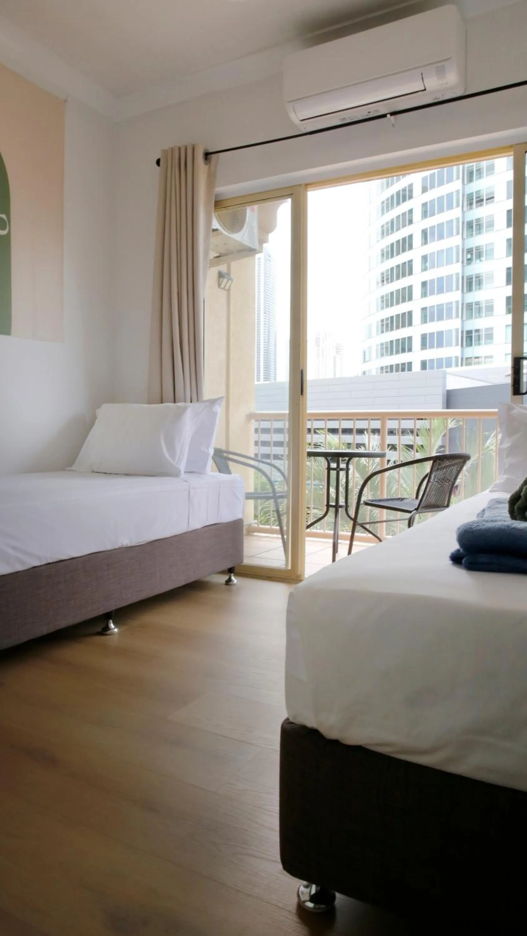 Double or Twin Room with Balcony in Breeze Inn Gold Coast