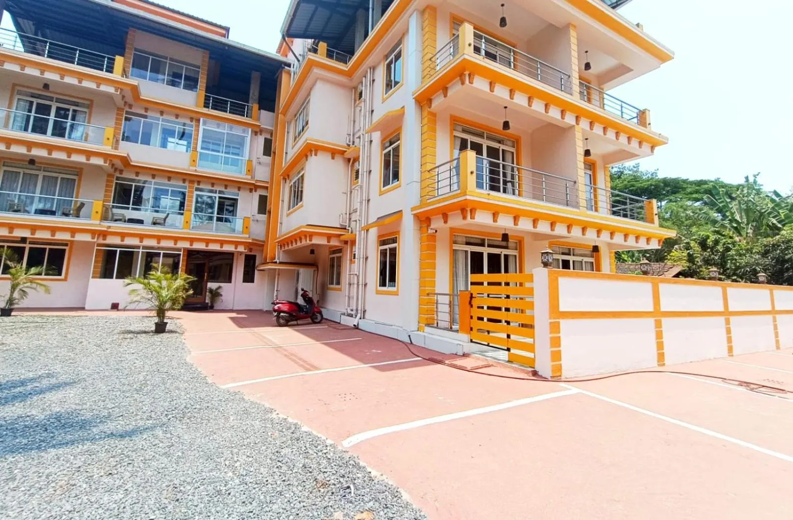 Family Suite in Lykke Suites- 2-min Drive to Colva Beach-By Goan Felicidade Hospitality PVT LTD