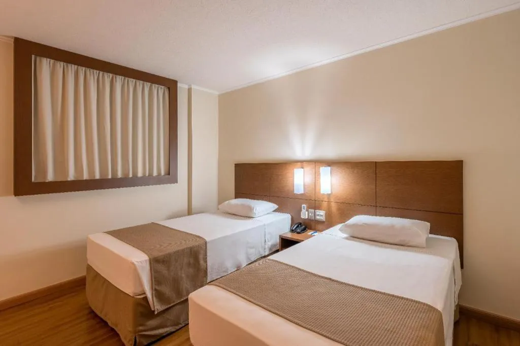 Standard Twin Room - single occupancy in Hotel Caiuá Cascavel