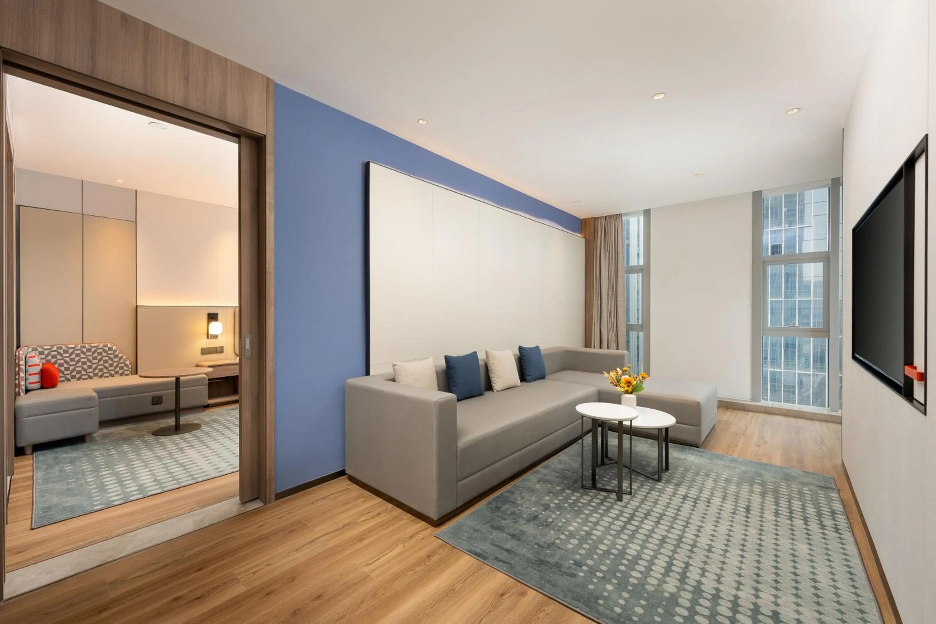 One-Bedroom Suite in Holiday Inn Express Shenzhen Guangming by IHG