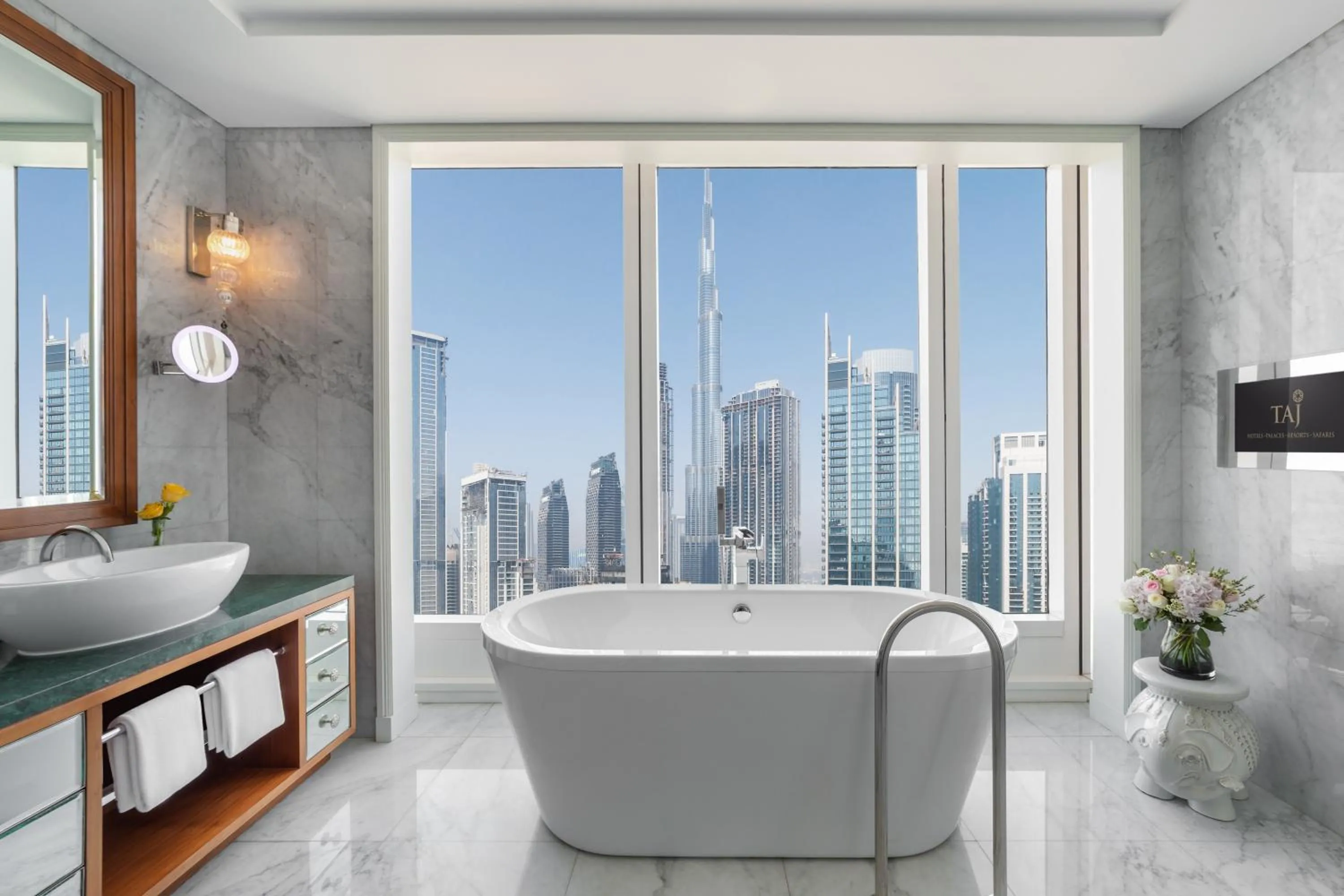 Maharajah Suite with Burj View  in Taj Dubai
