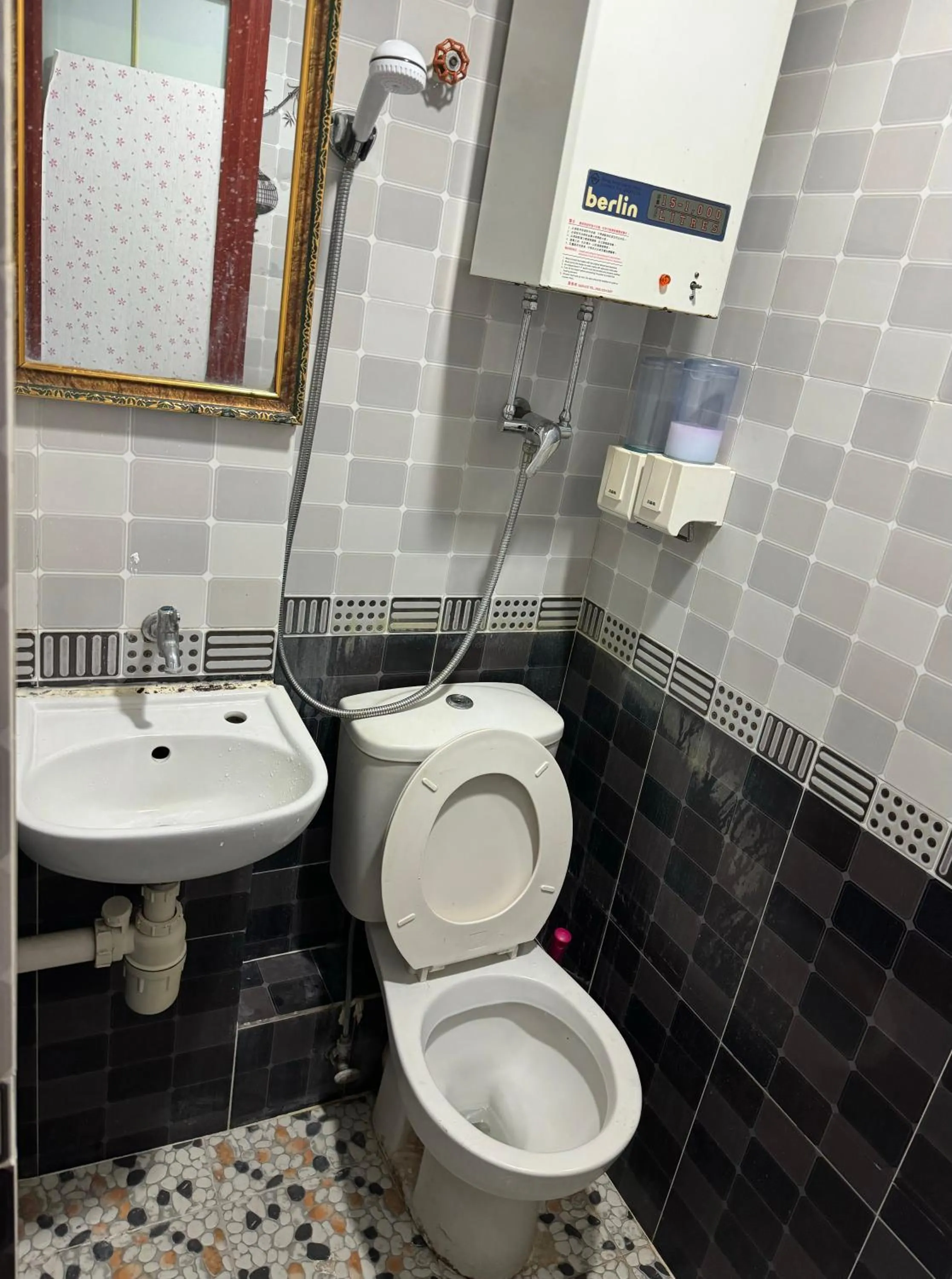 Family Room in Om Guest House