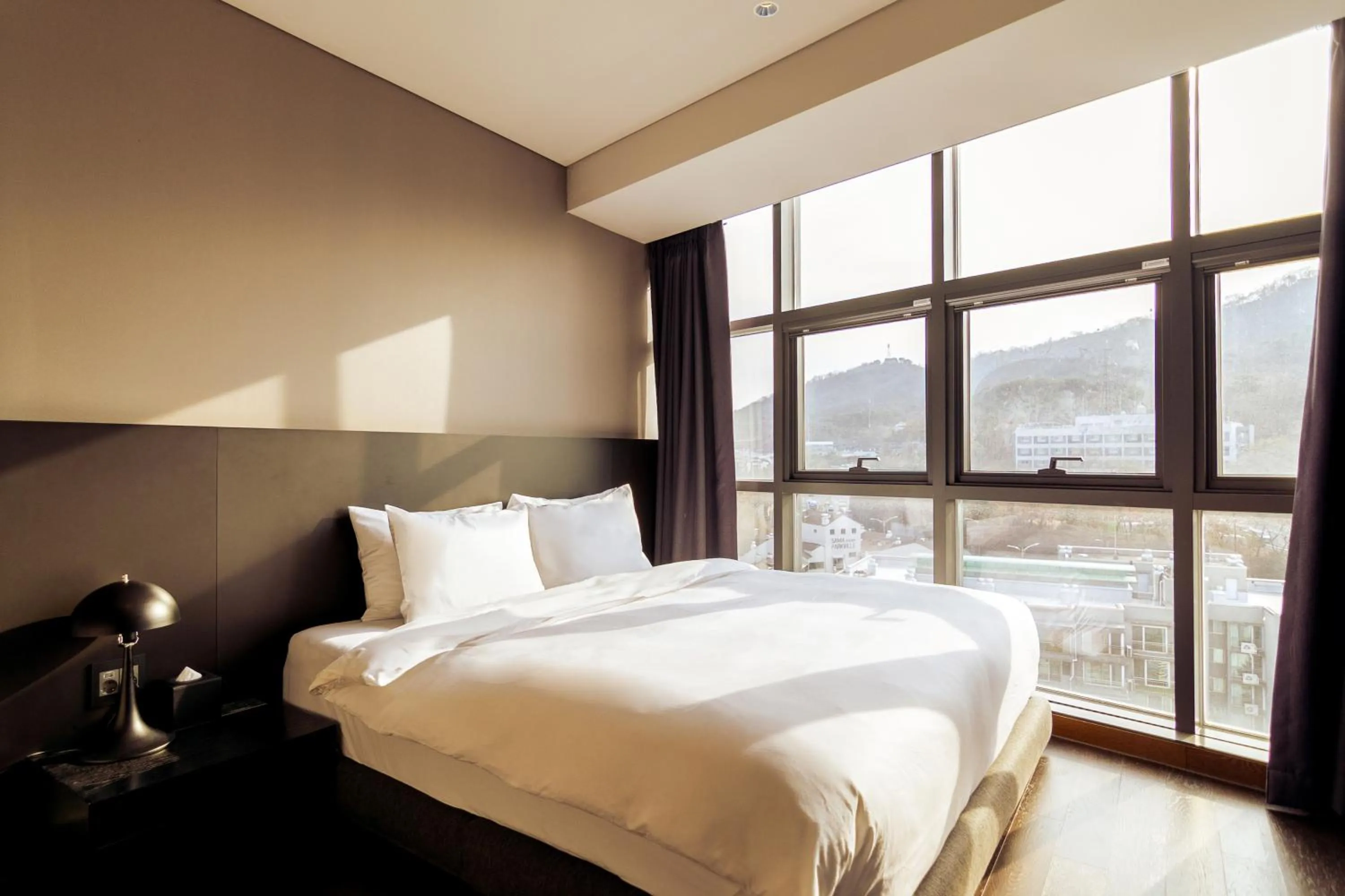 Homes Suite King in HOMES Red Myeongdong