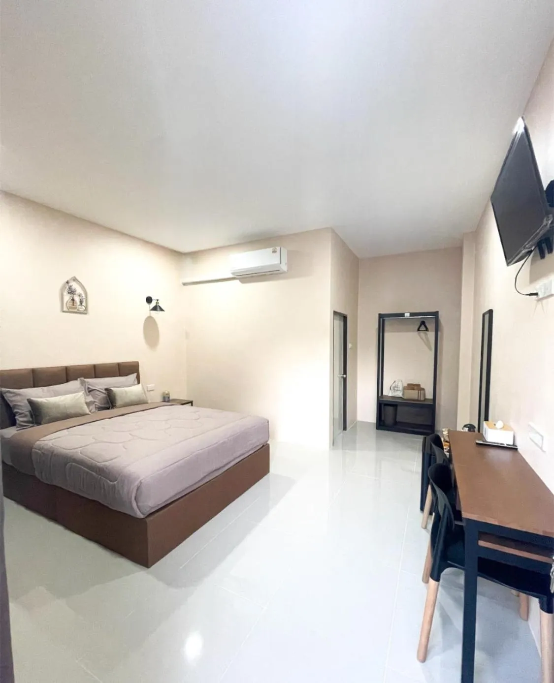 Deluxe Room in jj home resort