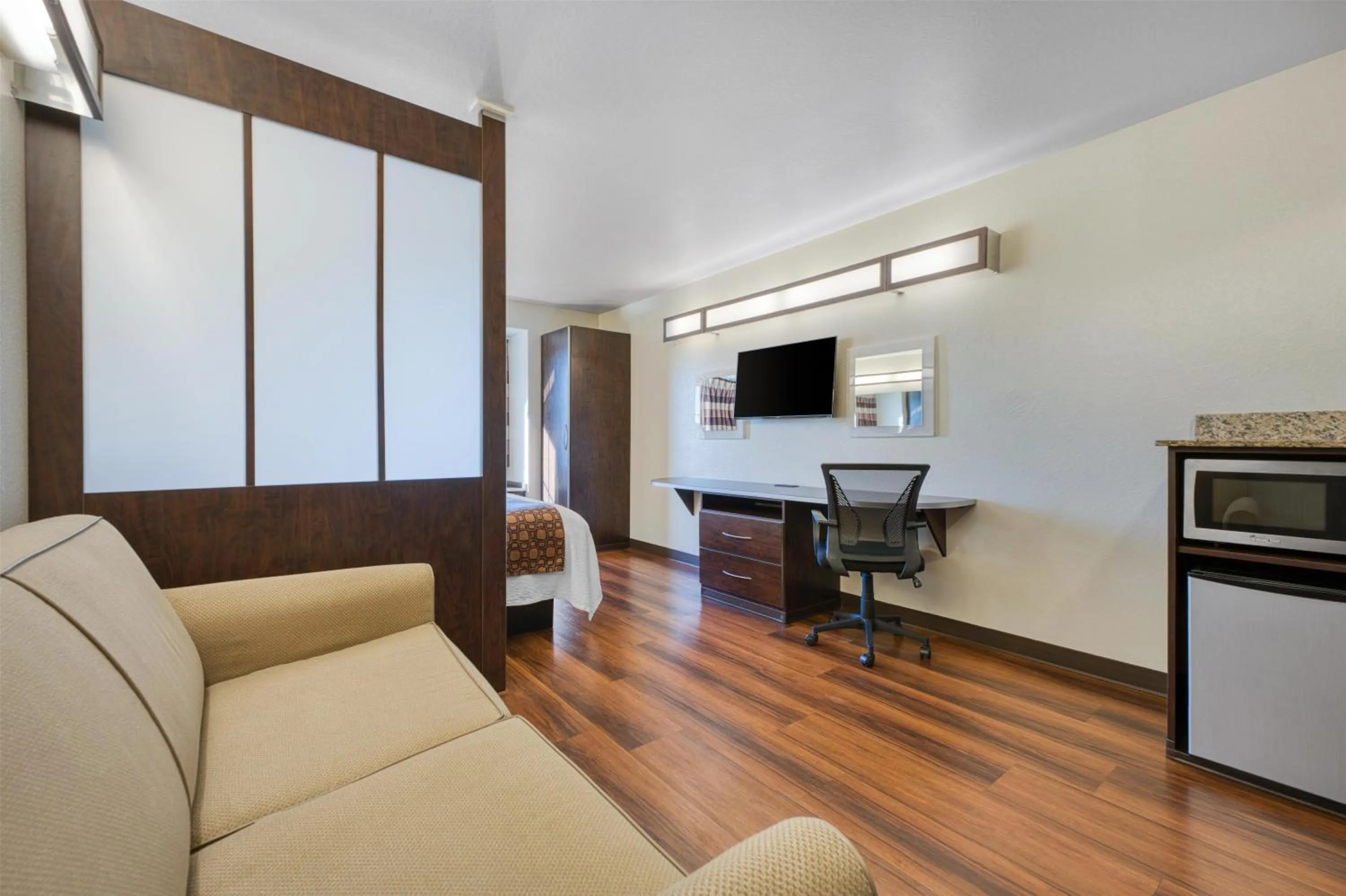 Junior Suite with Queen Bed and Sofa Bed - Non-Smoking in SureStay Plus Hotel by Best Western Buckhannon