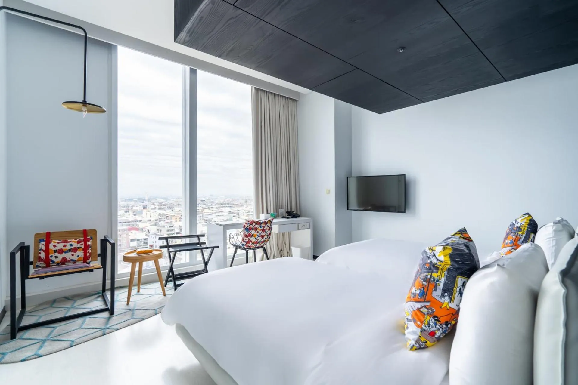 Exquisite Twin Room in The Place Tainan