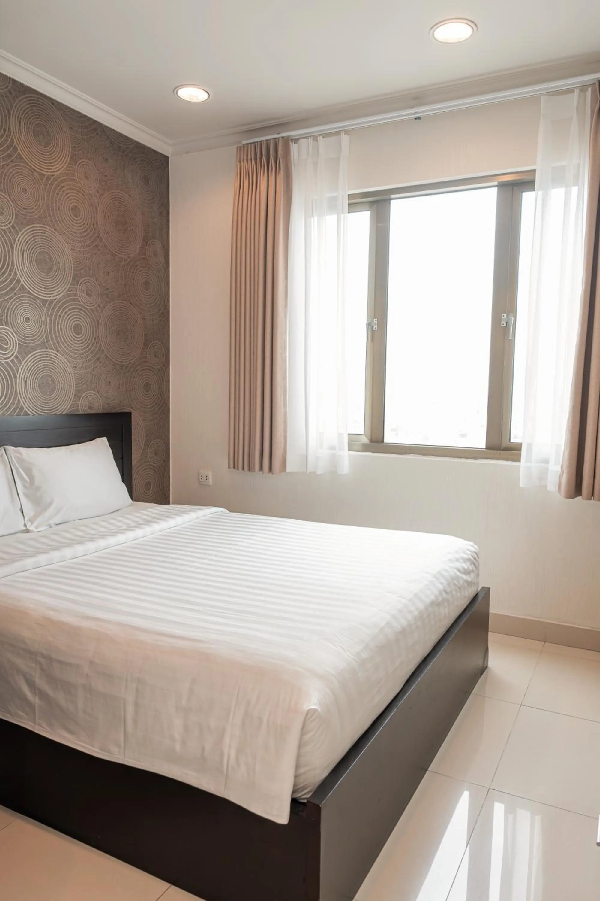 Executive Two-Bedroom Apartment in Mayfair Suites