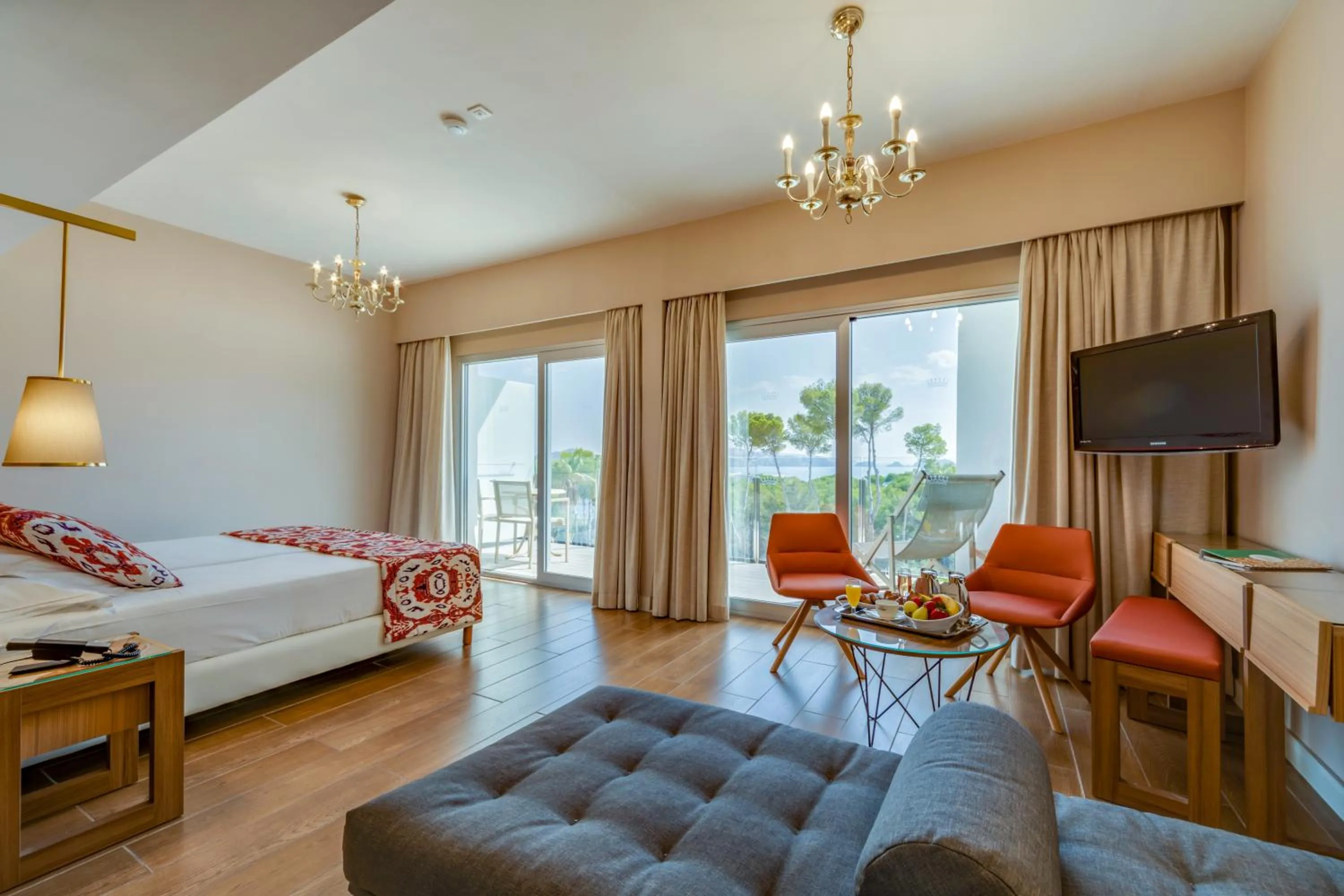 Junior Suite with Balcony - Spa Access Included in Hotel Coronado Thalasso & Spa