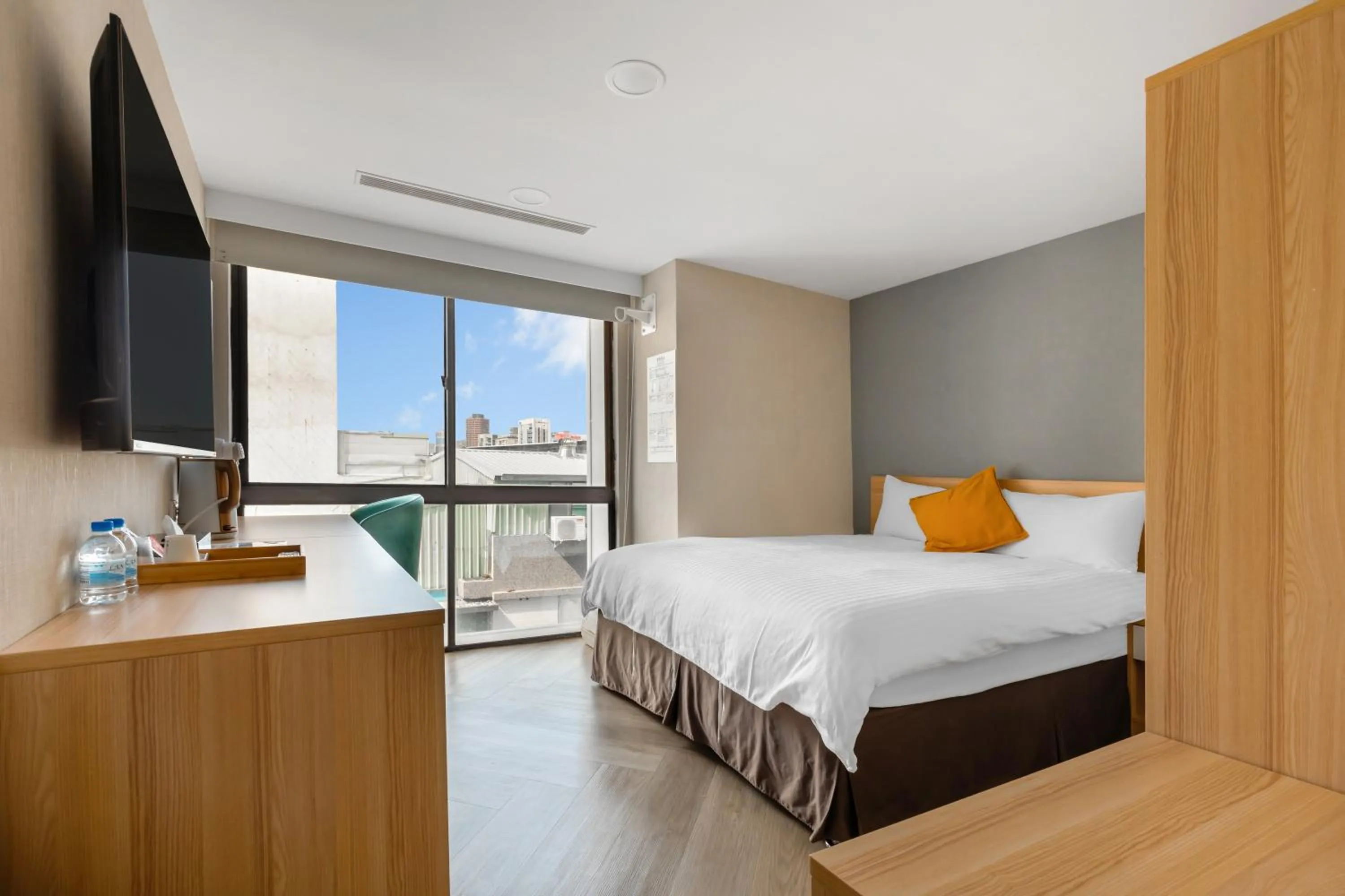 Standard Double Room in Mu Chen Hotel