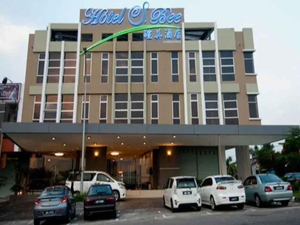 S Bee Hotel S Bee Hotel