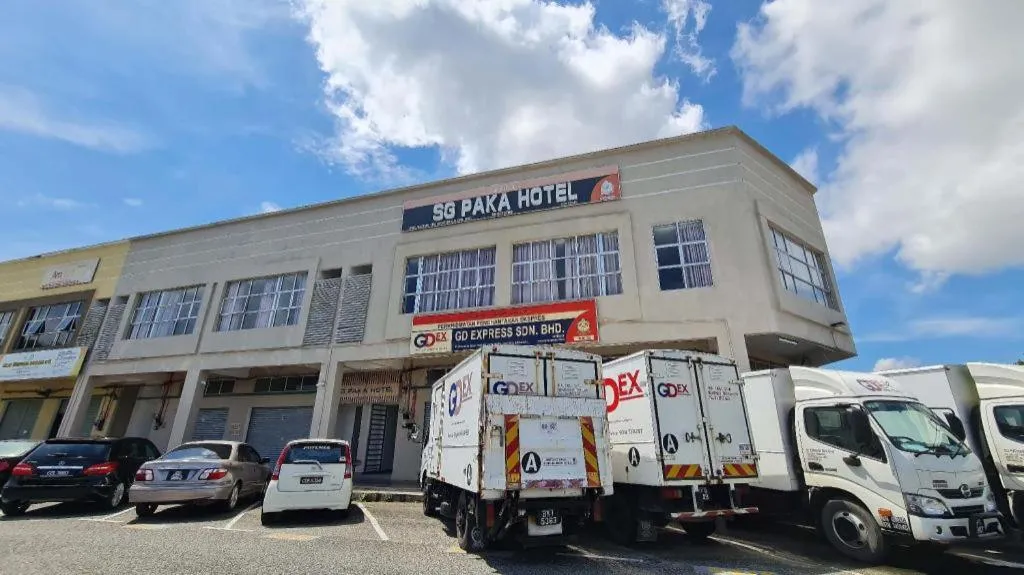 Sg. Paka Hotel