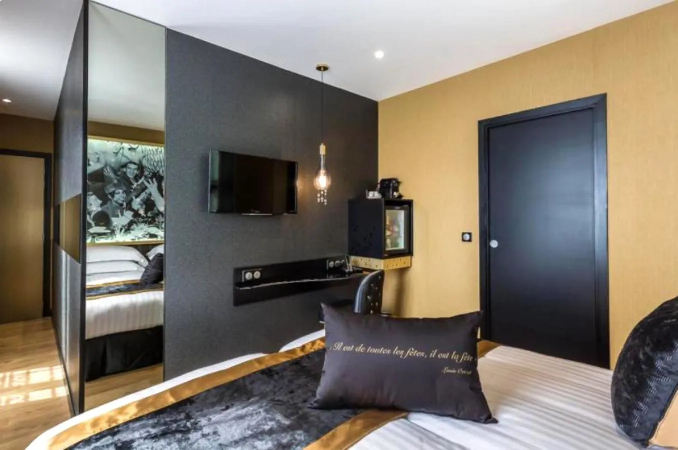 Superior Double or Twin Room in Hotel Les Bulles De Paris