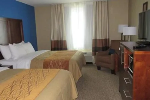 Queen Room with Two Queen Beds - Non-Smoking in Comfort Inn & Suites