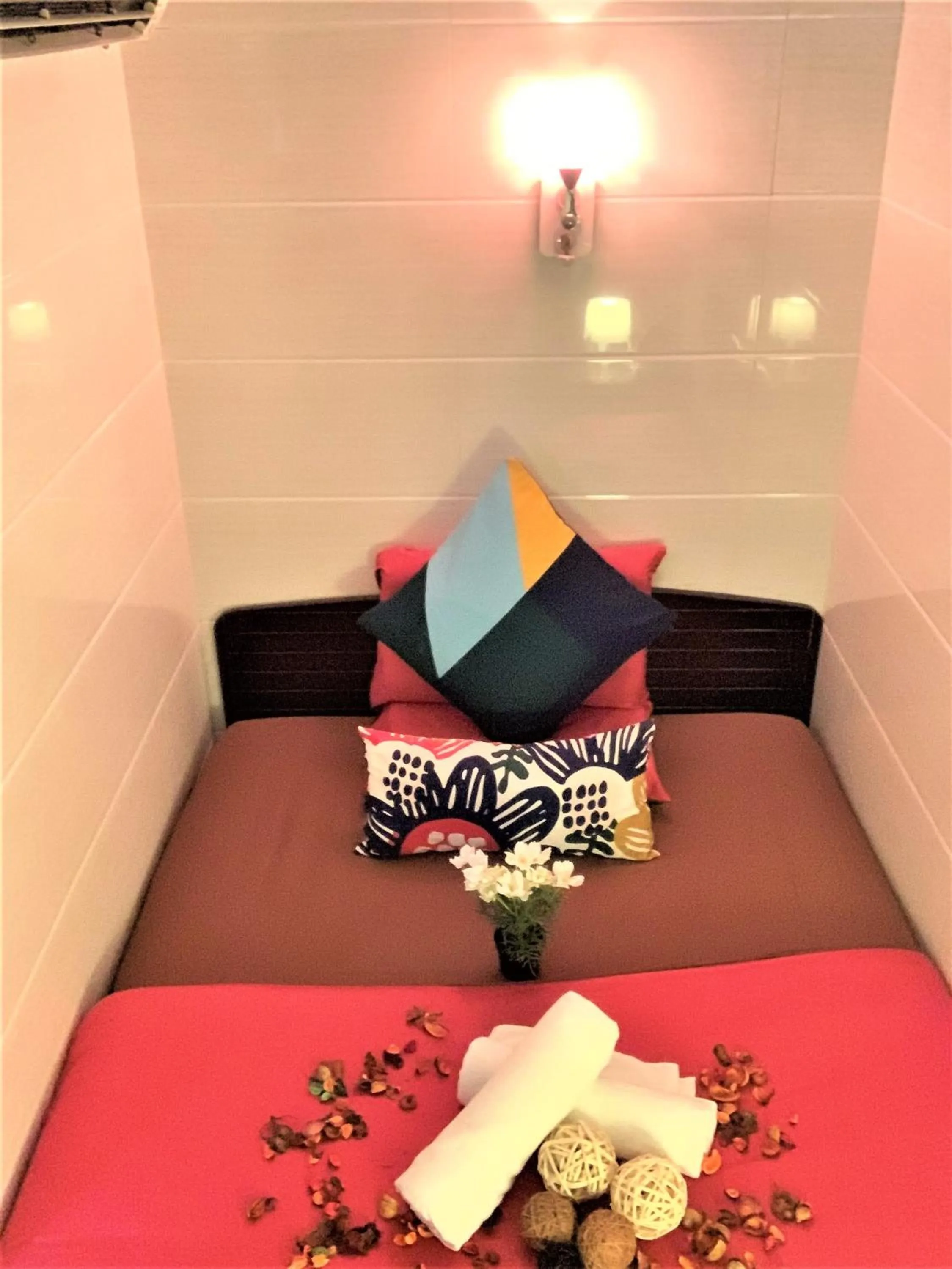 Deluxe Double Room in Cebu Inn