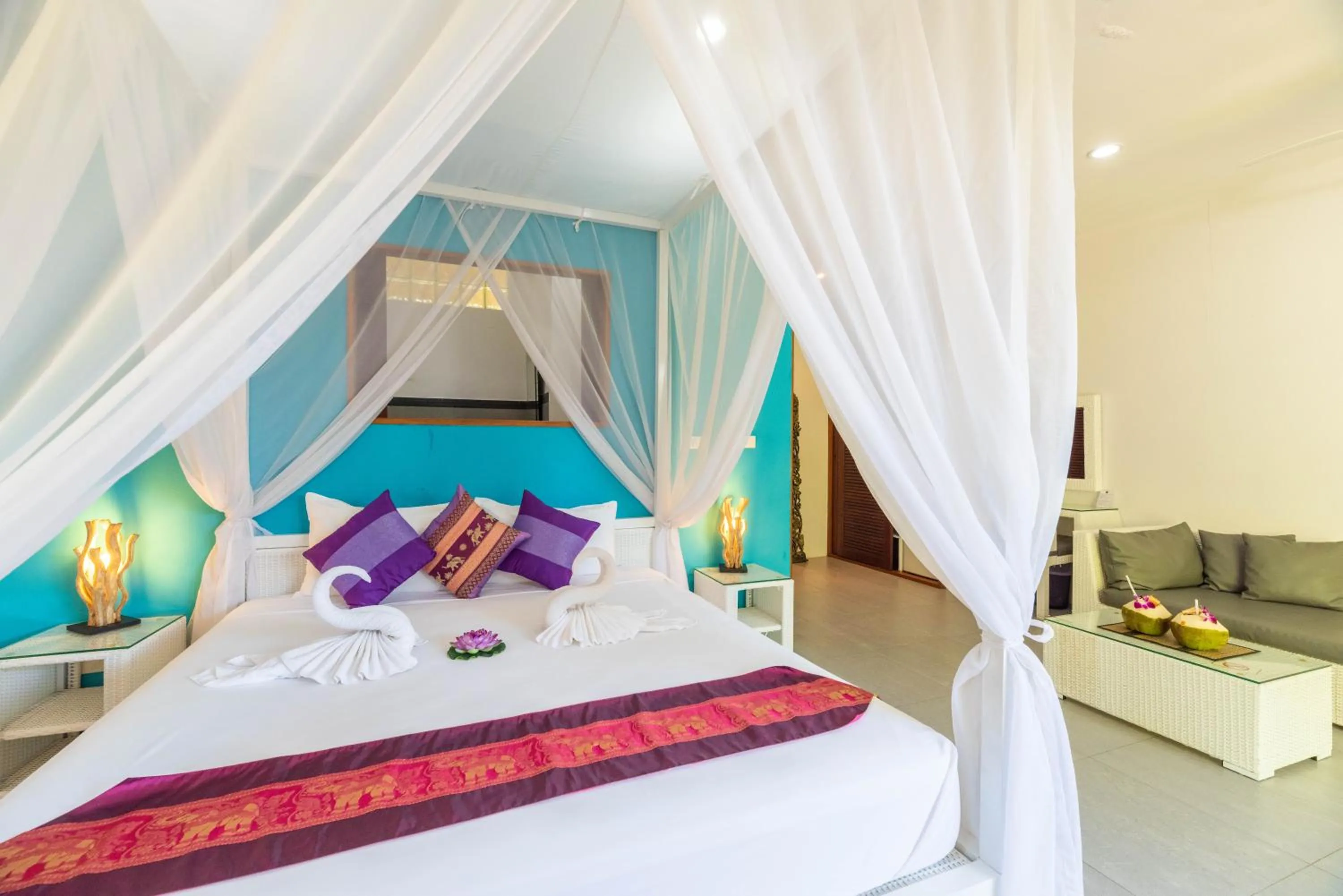 Deluxe Suite in Moon Cottage