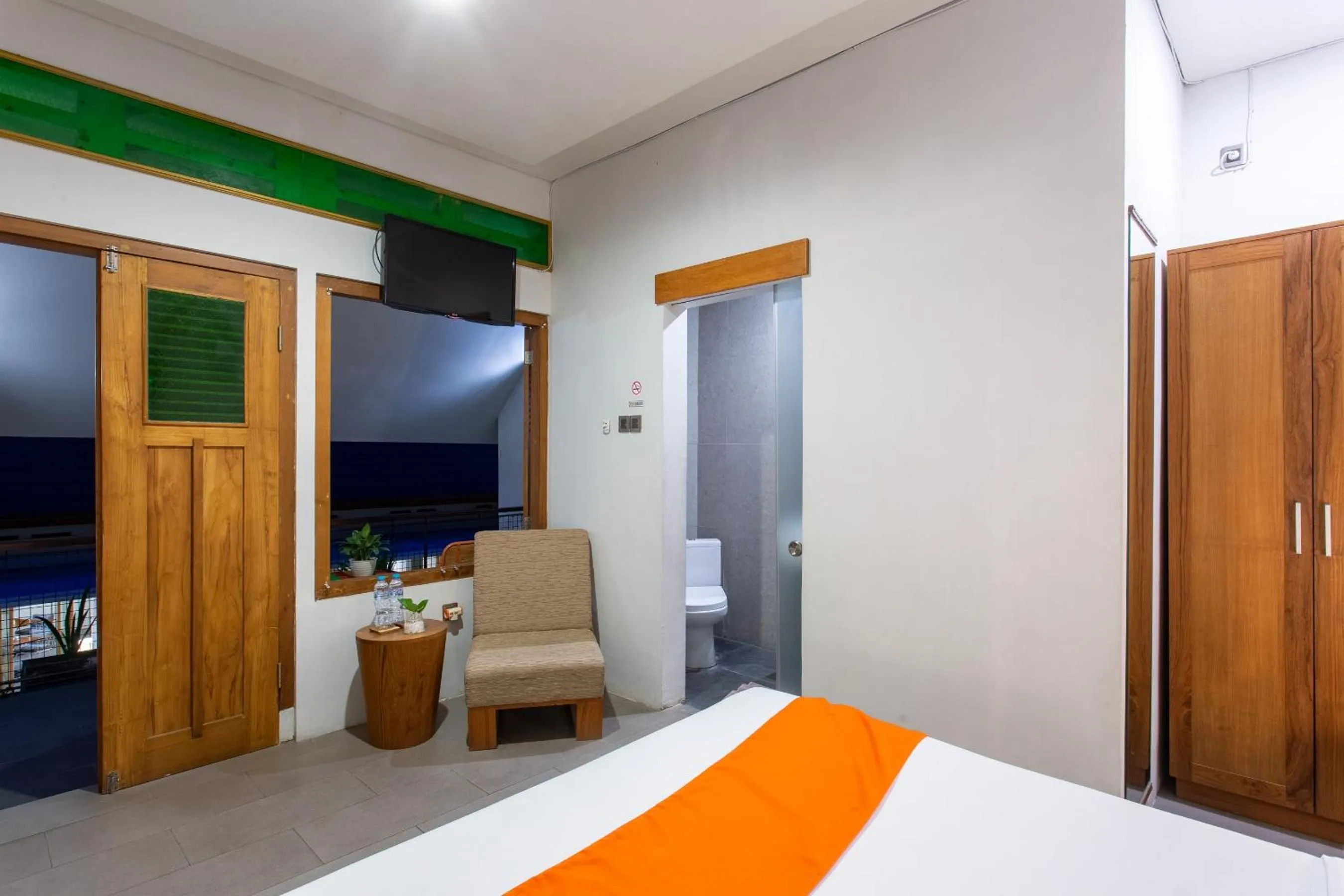 Deluxe Room with No Patio in Hotel Blambangan