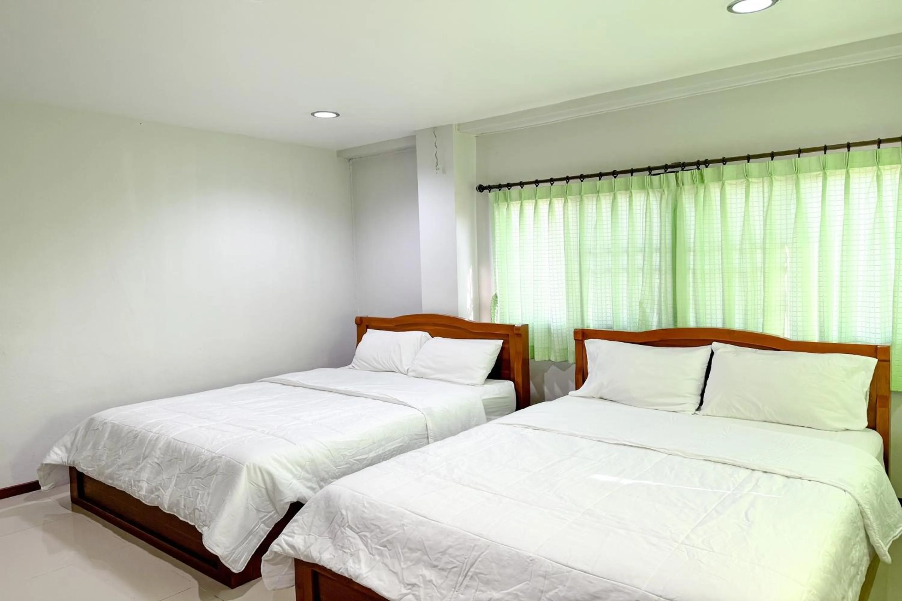 Triple Room in Jitrawadee Hotel