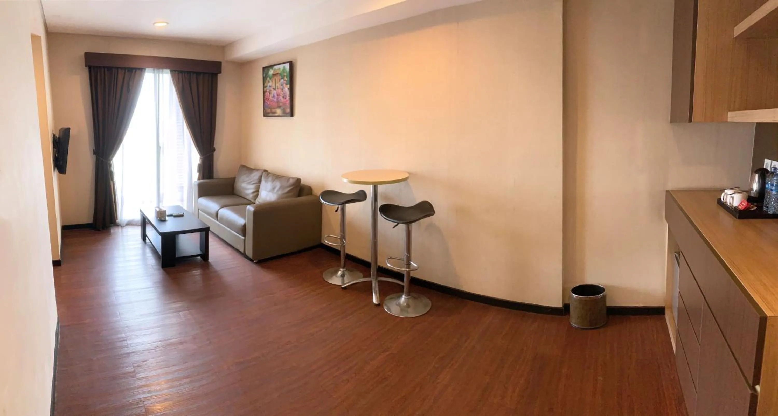 Family Suite in Grand Serpong Hotel