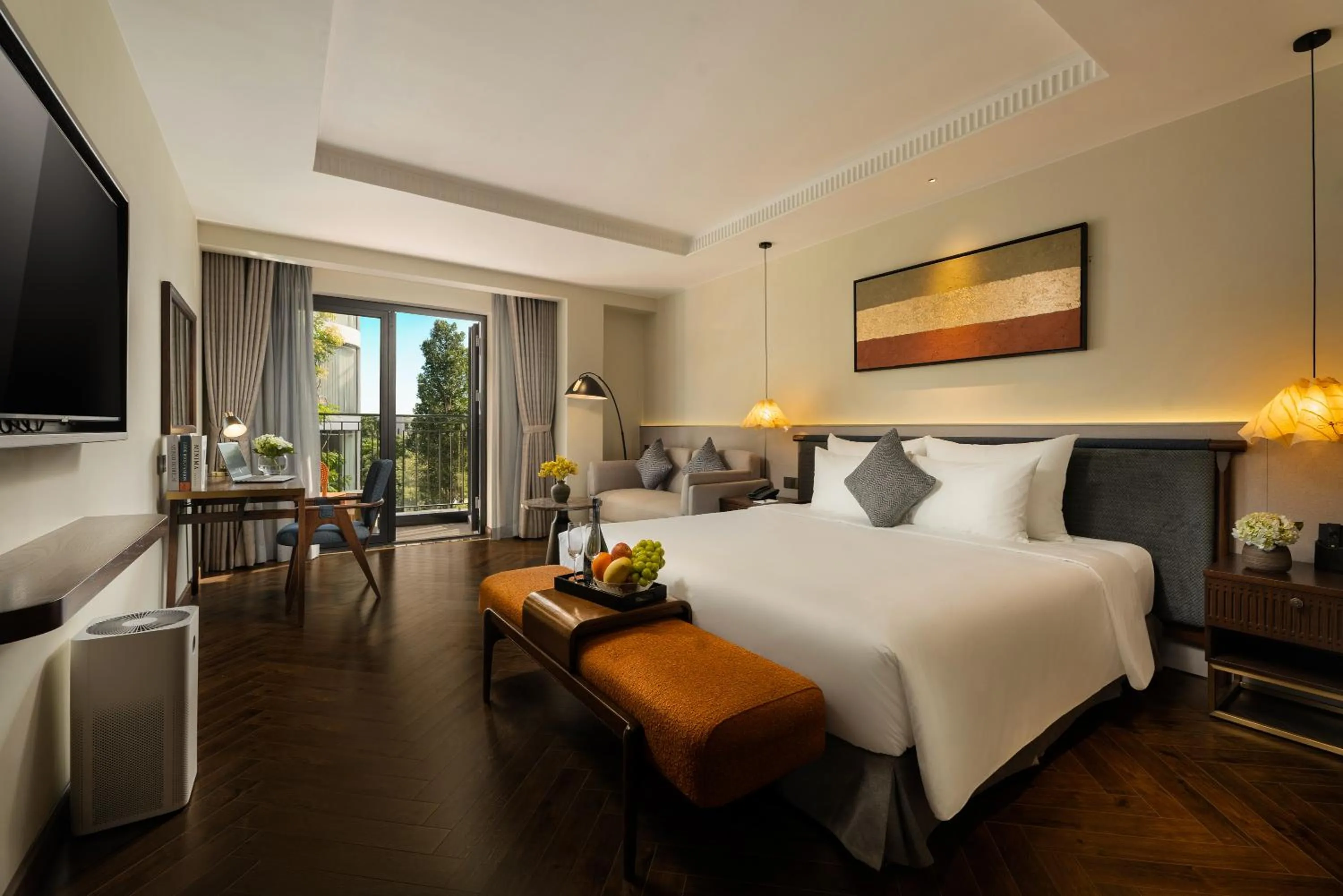 Lagom Suite City or Garden View with Balcony King Bed in HOTEL de LAGOM