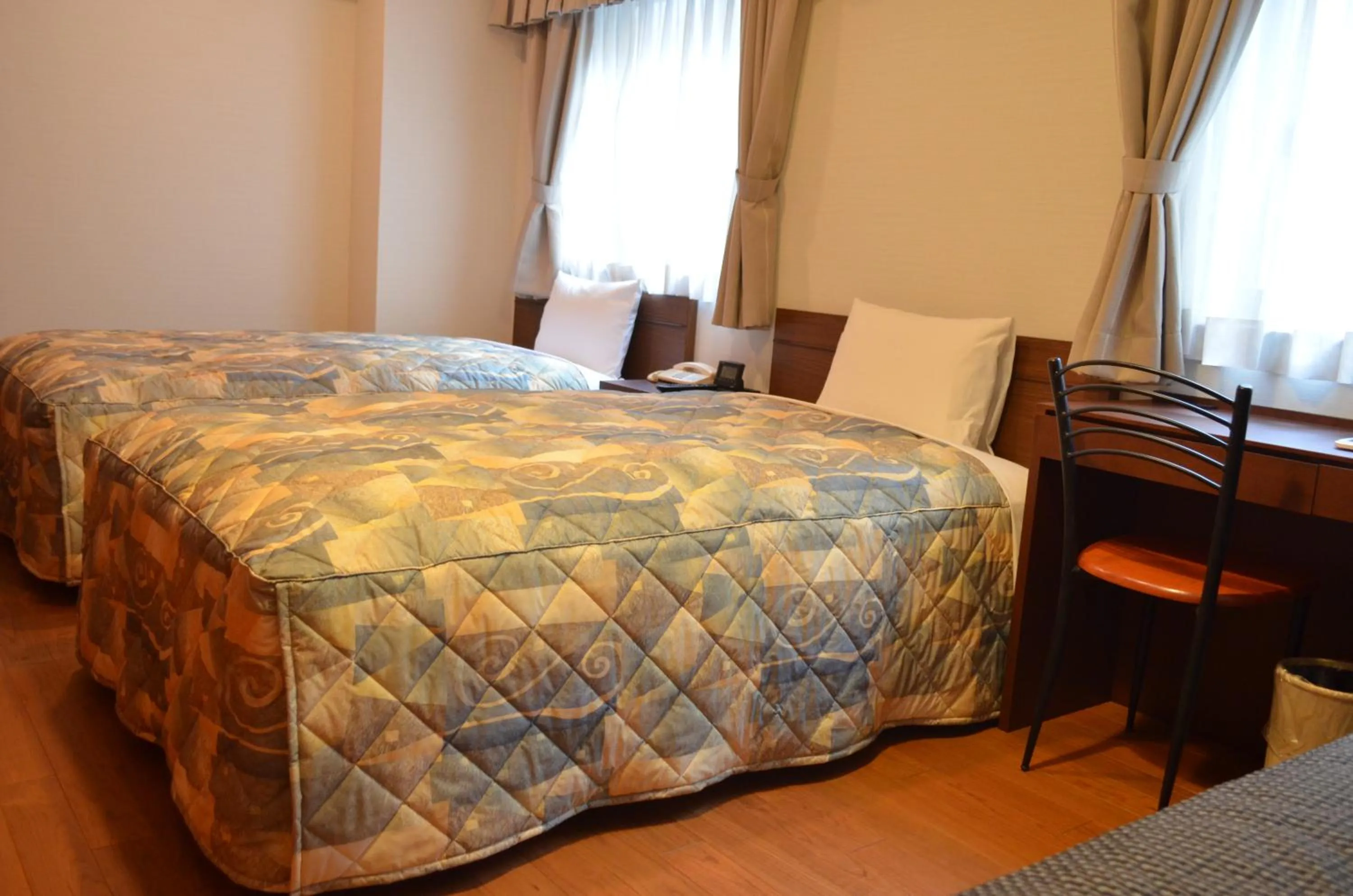 Executive Twin Room with Mountain View - Non Smoking in Yokohama Mandarin Hotel