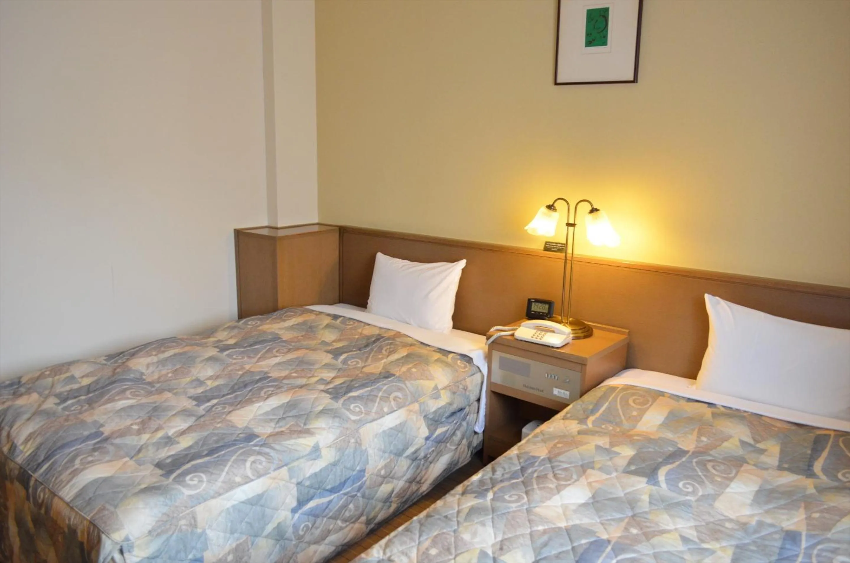 Twin Room - Smoking in Yokohama Mandarin Hotel