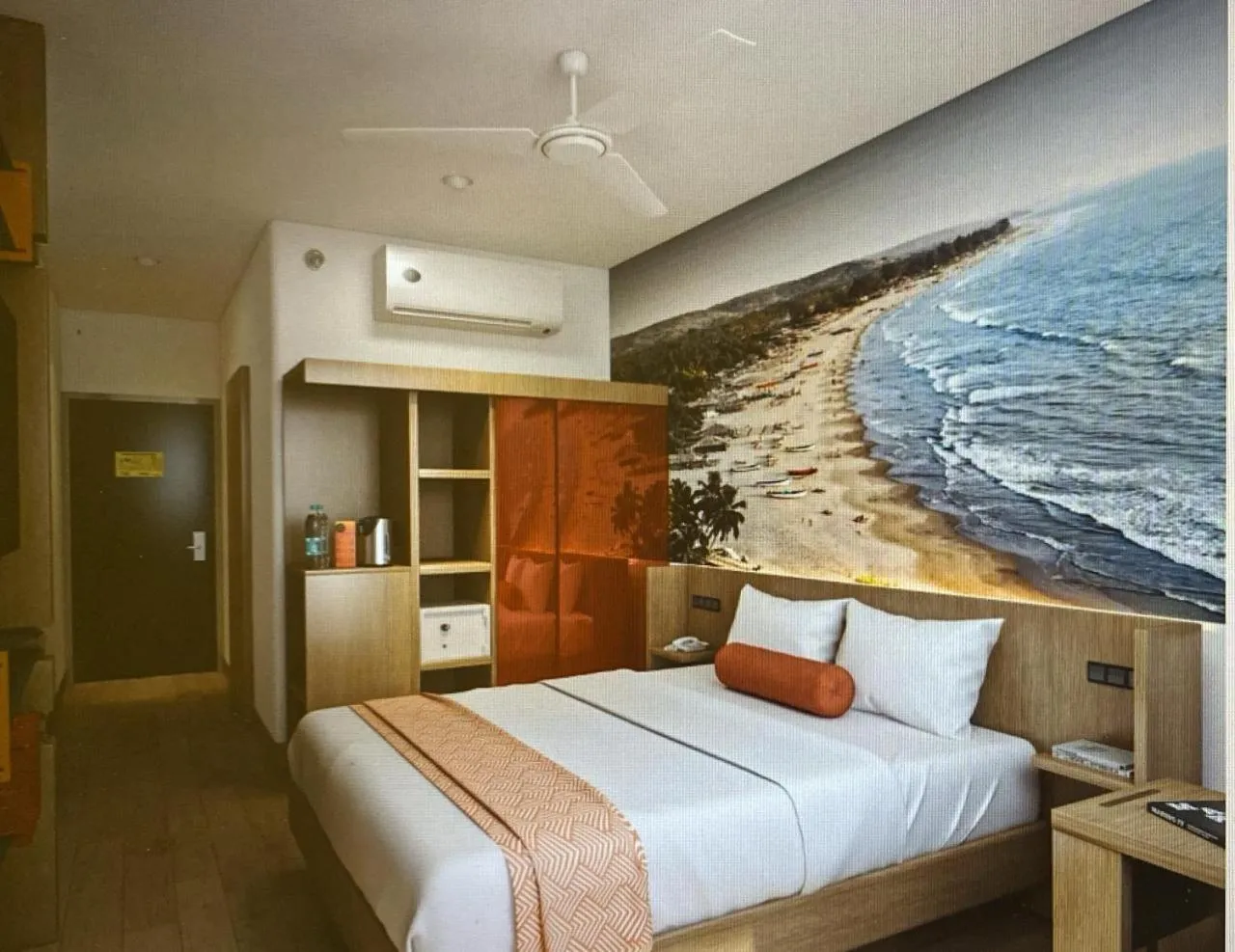 Luxe Twin Room - Enjoy complimentary 2 Pint(s) of Beer & Enjoy Happy Hours with 1+1 per stay in Ginger Goa Candolim
