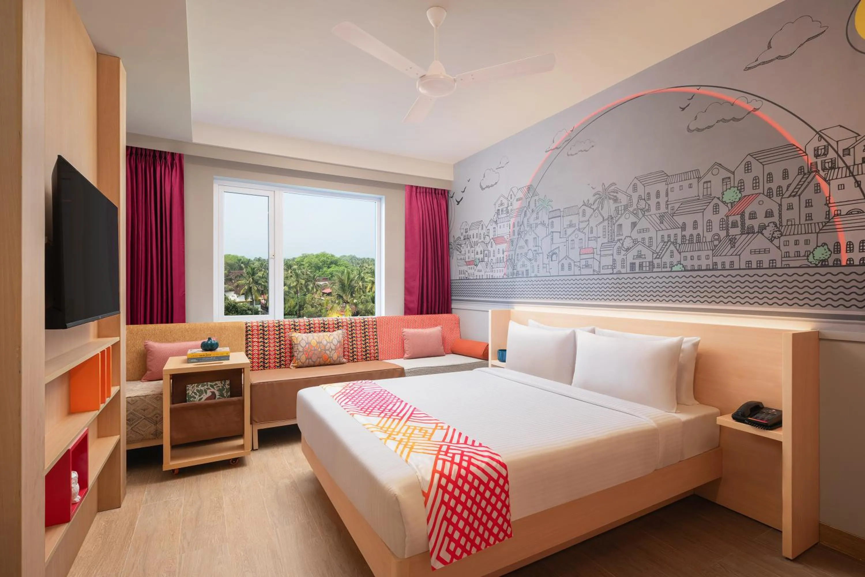 Luxe Queen Room-Pool View in Ginger Goa Candolim