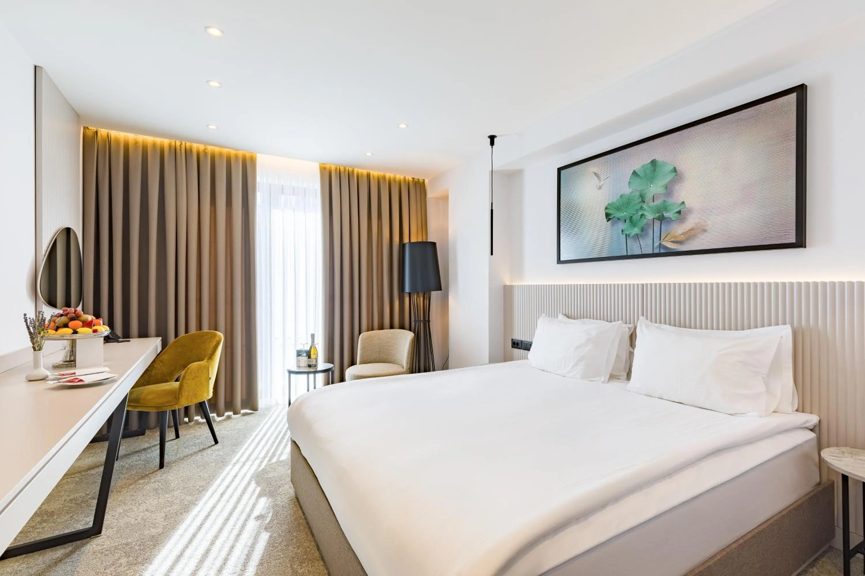 Superior Double Room with Pool View in Regnum Banya Thermal Hotel