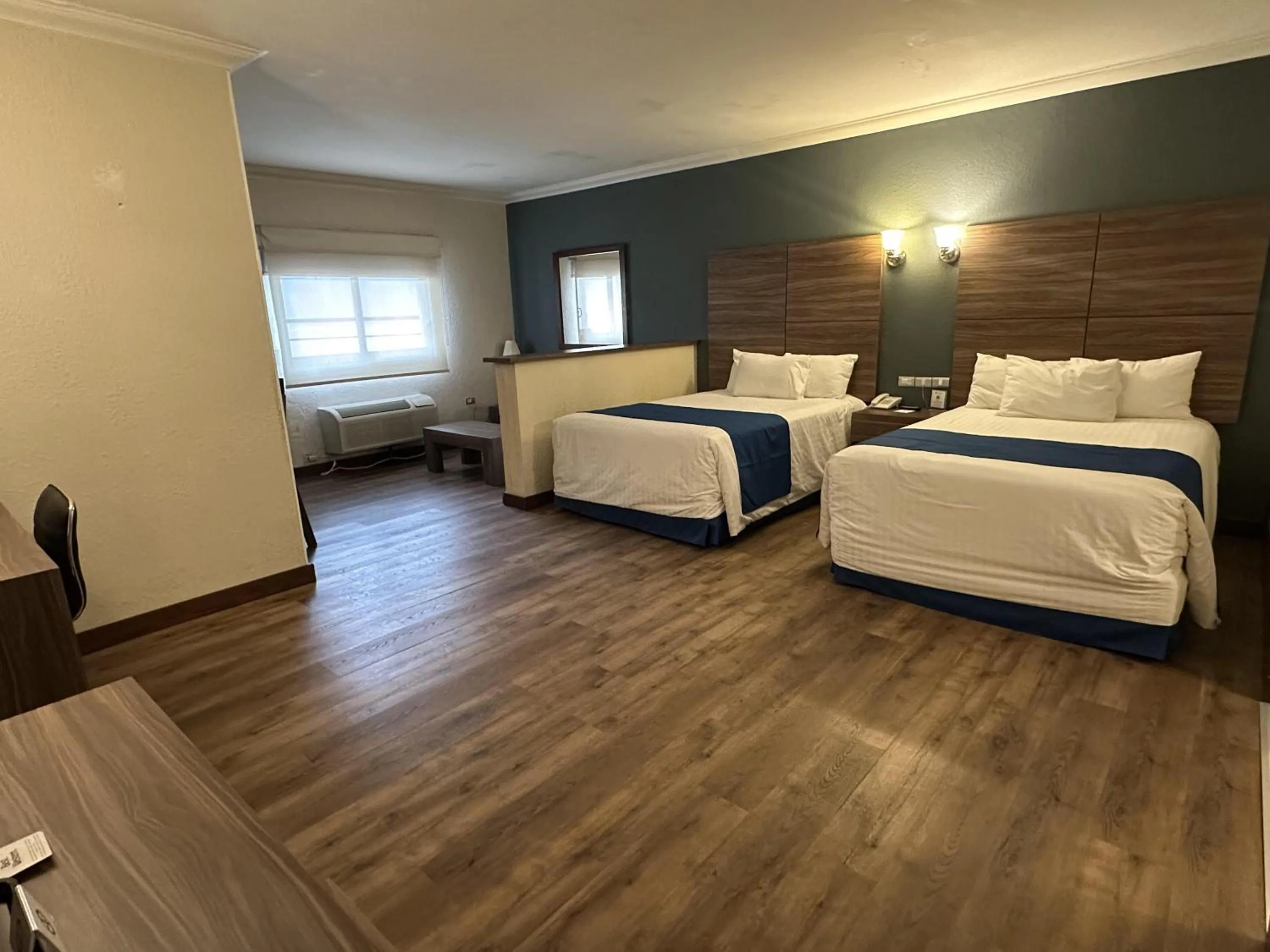 Suite with Two Double Beds and Kitchenette- Non-Smoking in Best Western Cumbres Inn Cd. Cuauhtemoc