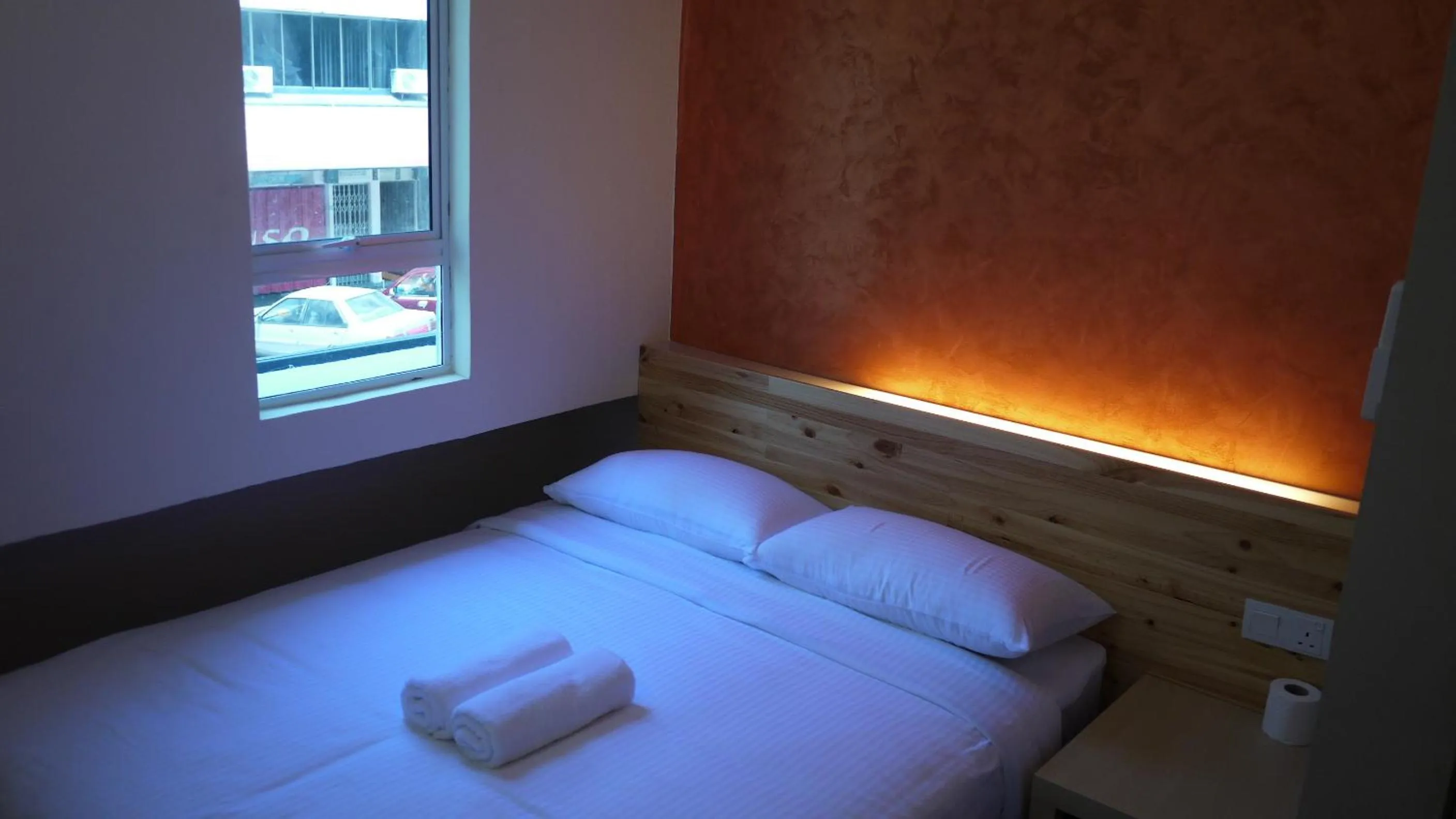 Superior Room with Window - single occupancy in Dream Garden Hotel