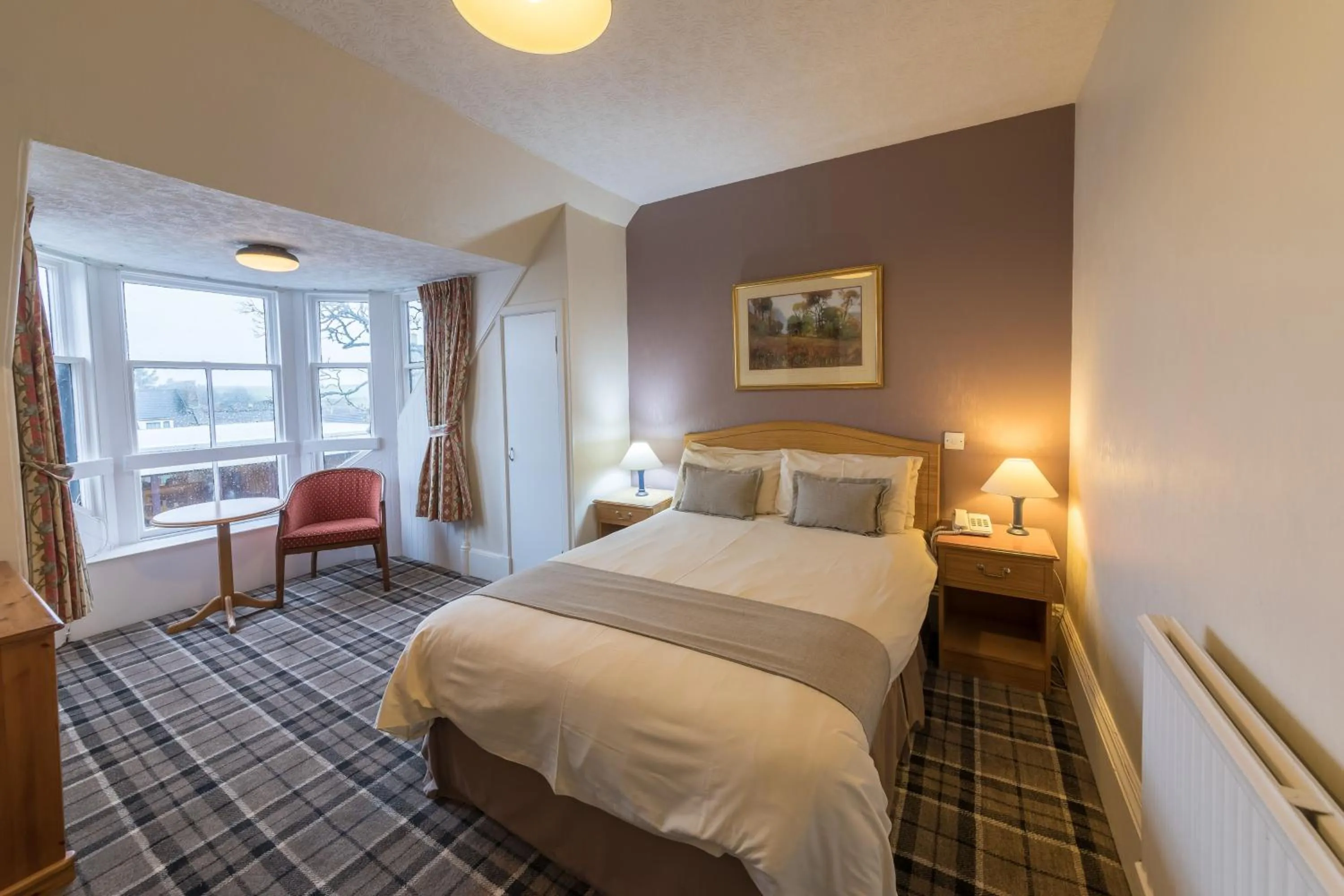 Superior Double Room in Pentland Hotel