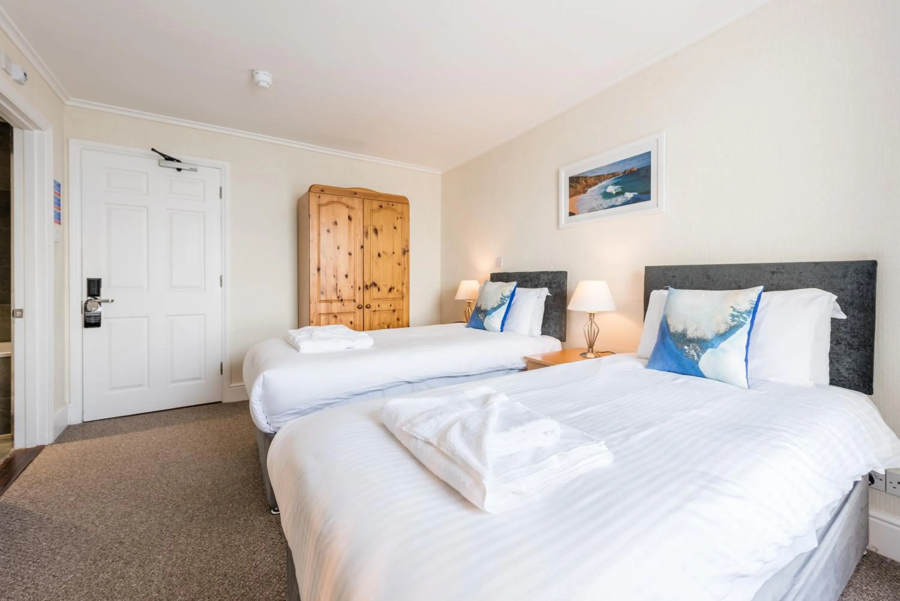 Standard Twin Room in The Land's End Hotel