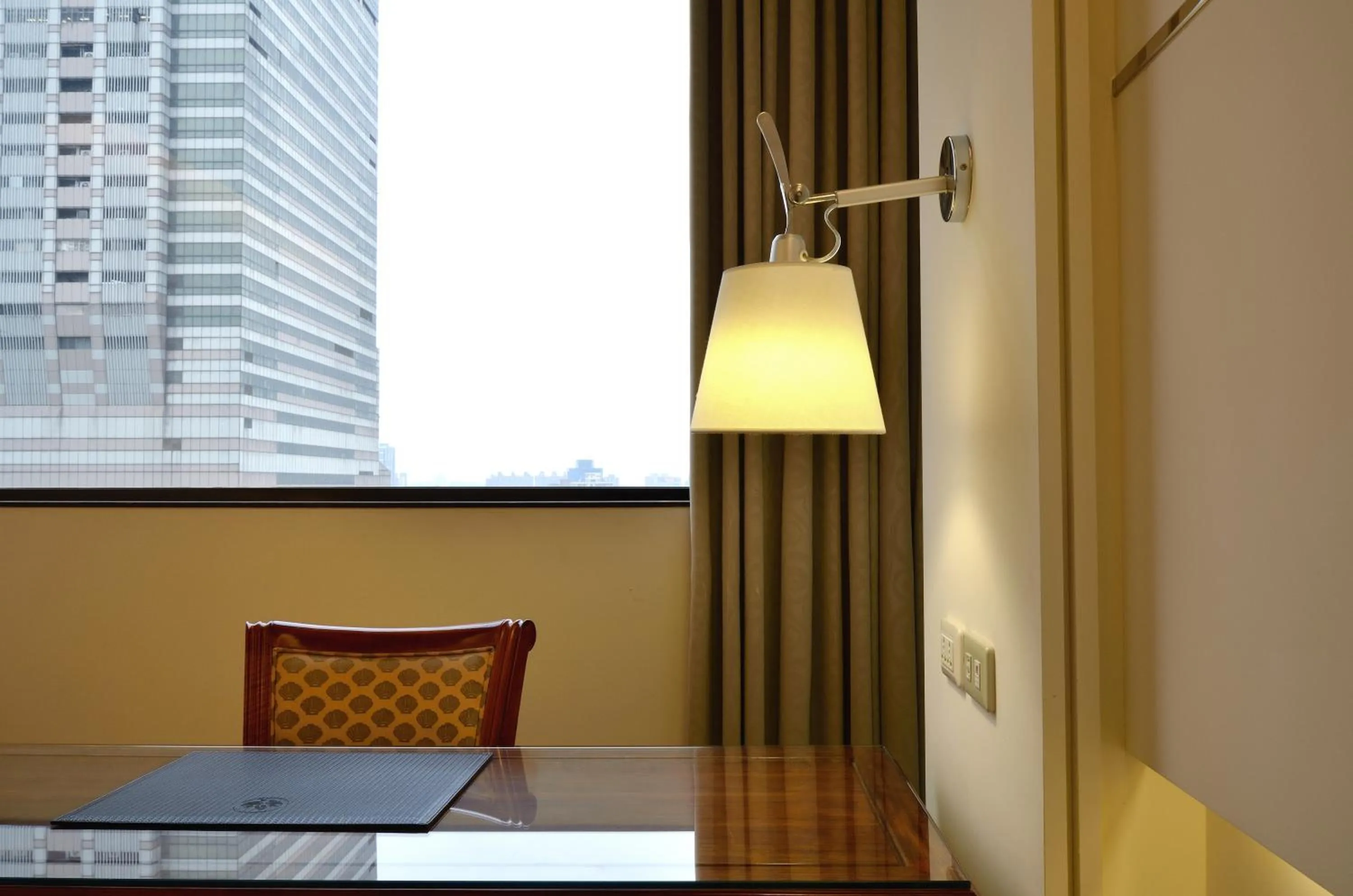 Elegance Double Room in King's Paradise Hotel