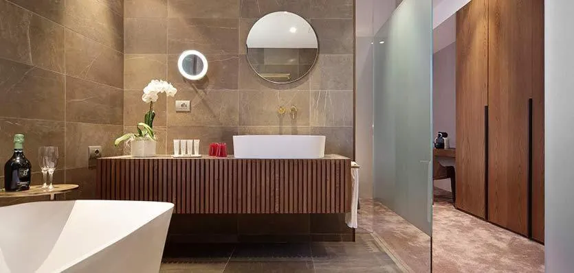 Premium Twin Room in Grand Hotel Campione