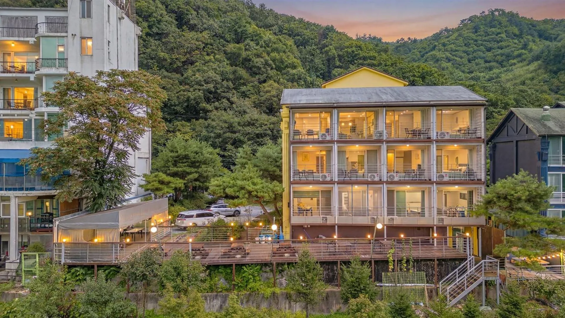 Property building in Gapyeong Rowa River view Pension