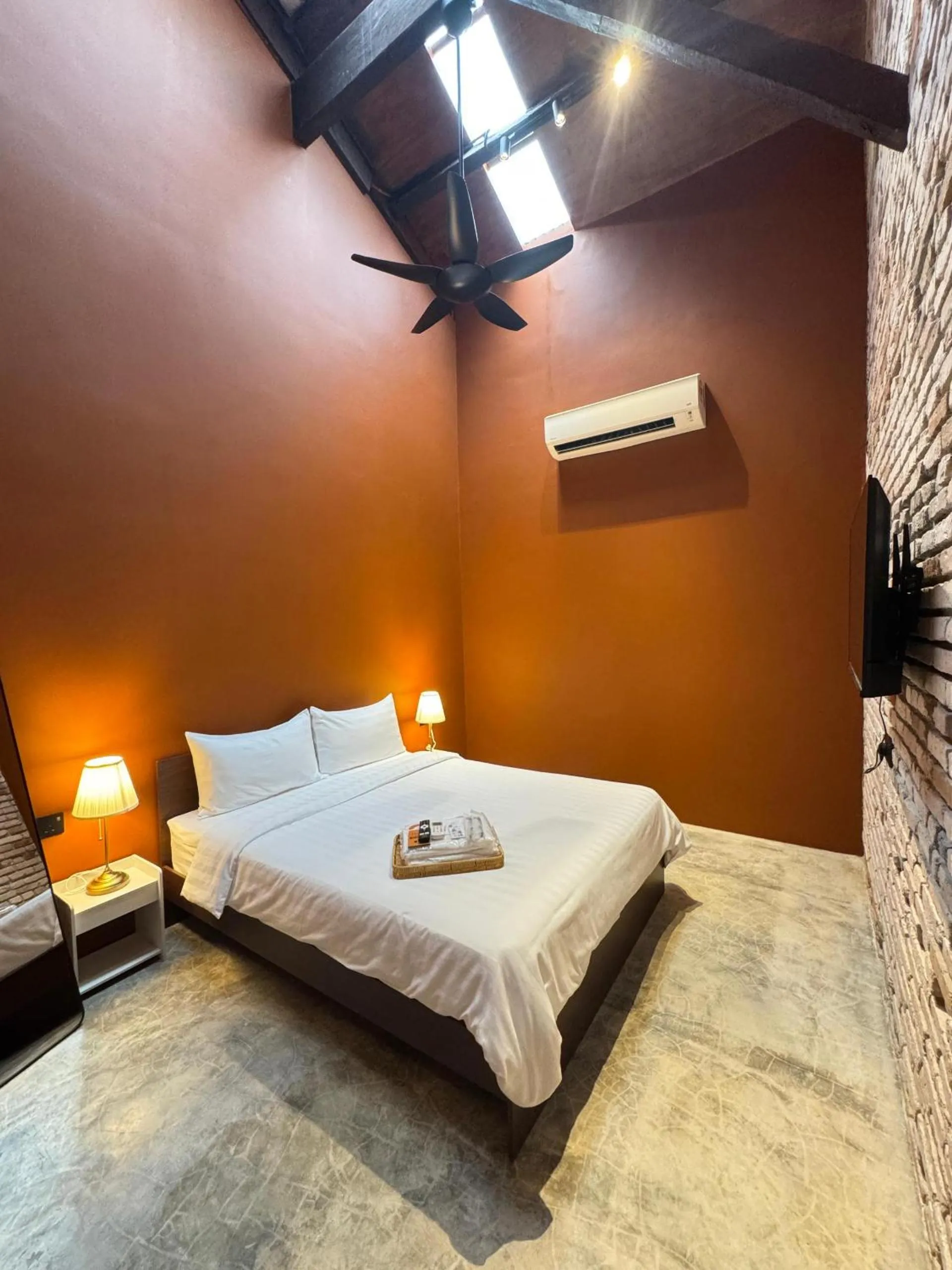 Standard Double Room with Shared Bathroom in Hotel Ban Sheng Teik