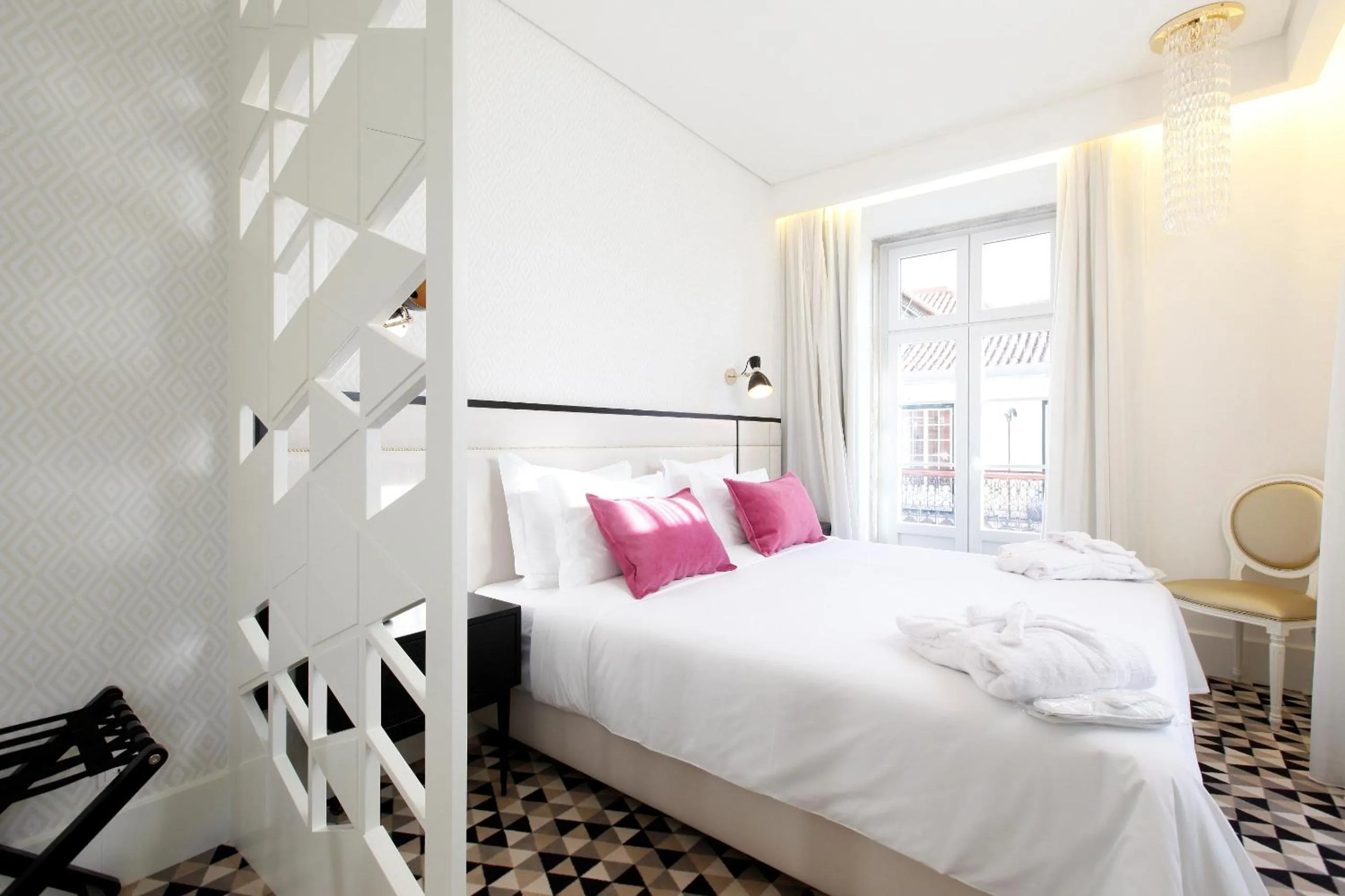 Superior Double Room with Street View in Hotel Lis Baixa