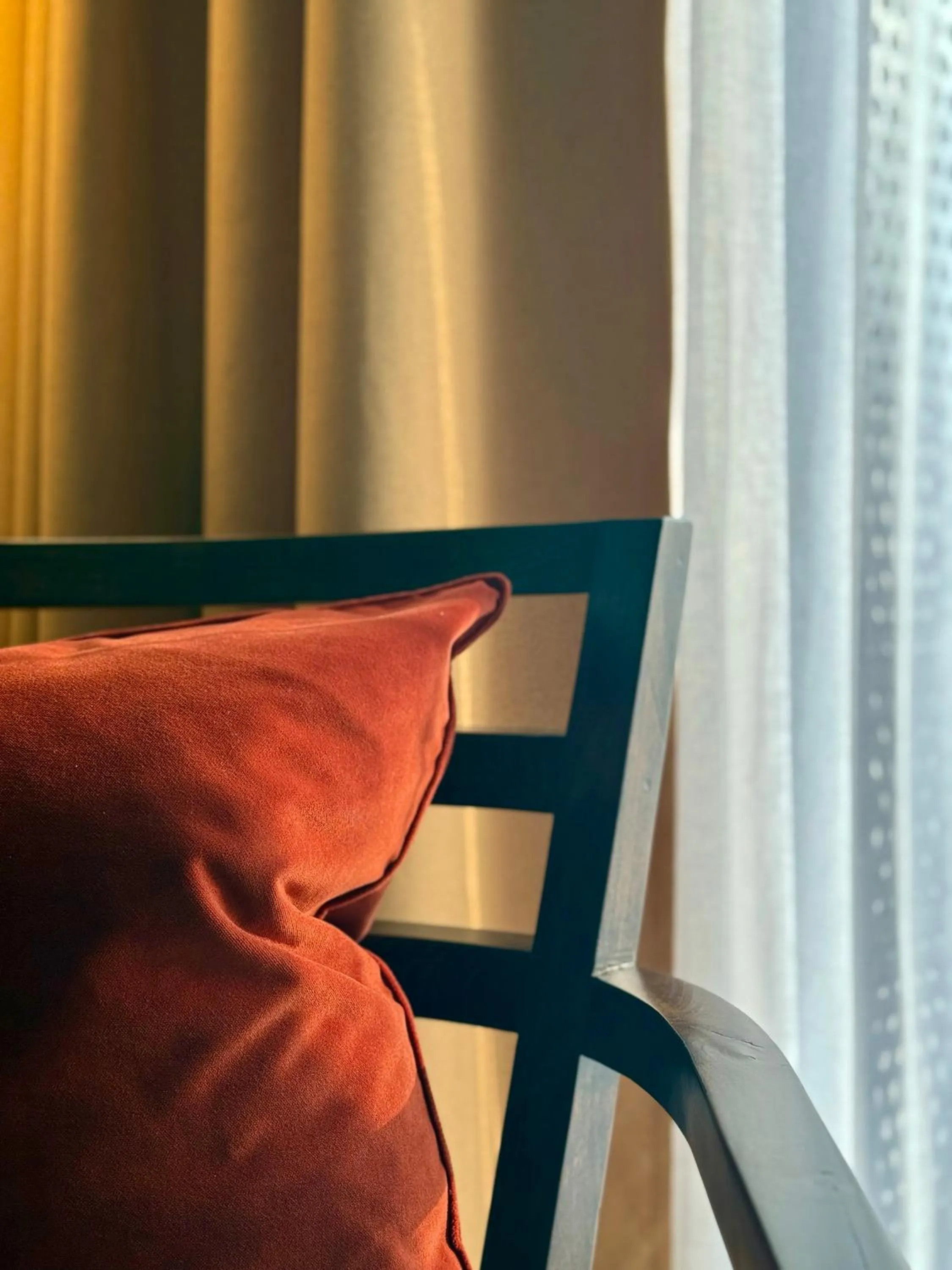 Deluxe Corner Room in Debaines Hotel Santiago