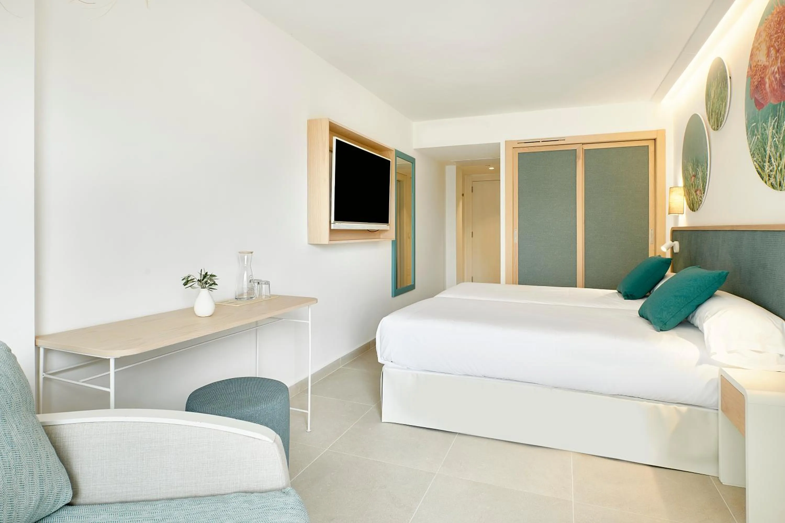 Double Premium Single Use  - single occupancy in Iberostar Selection Albufera Playa All Inclusive