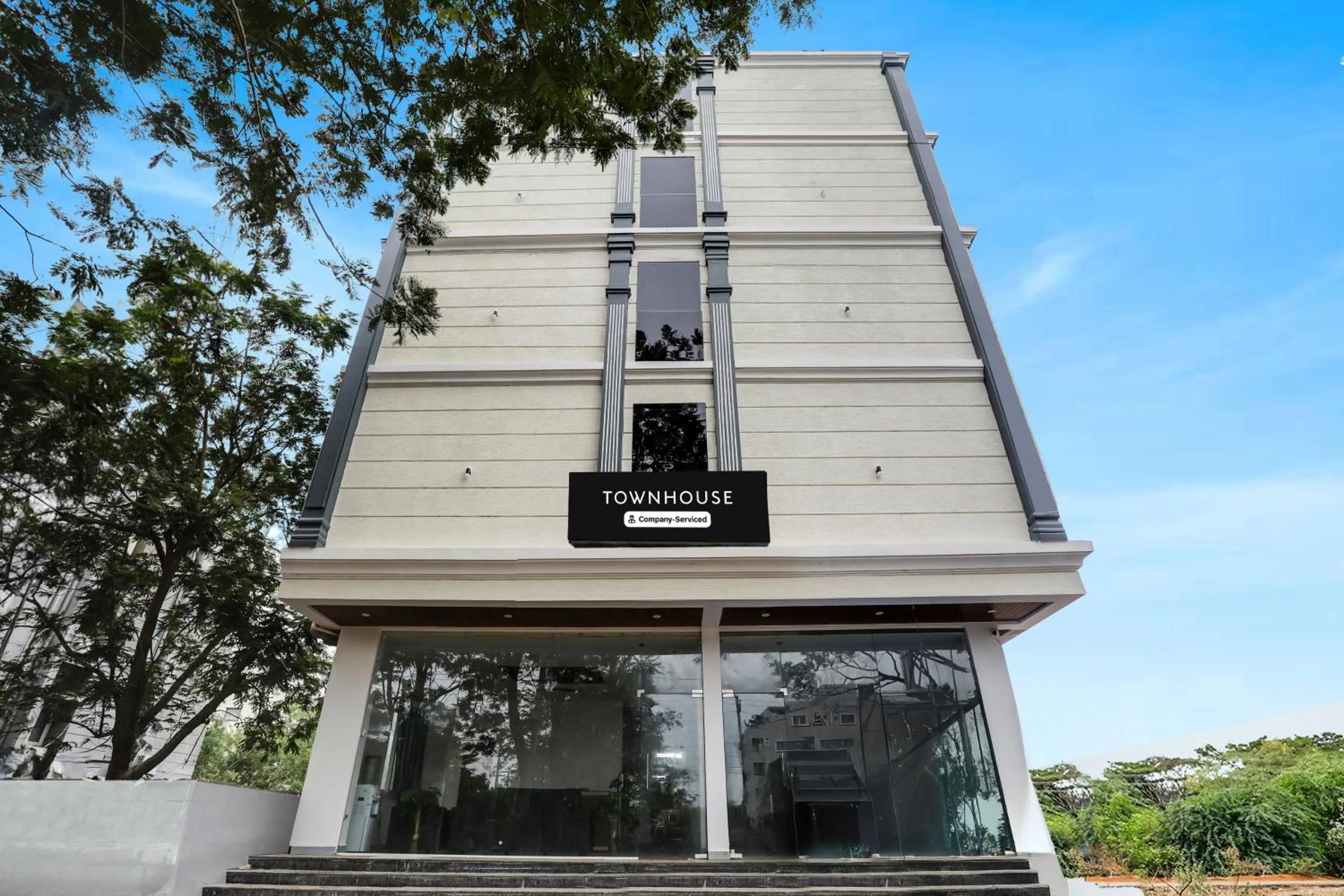 Super Townhouse Shamshabad Near Airport