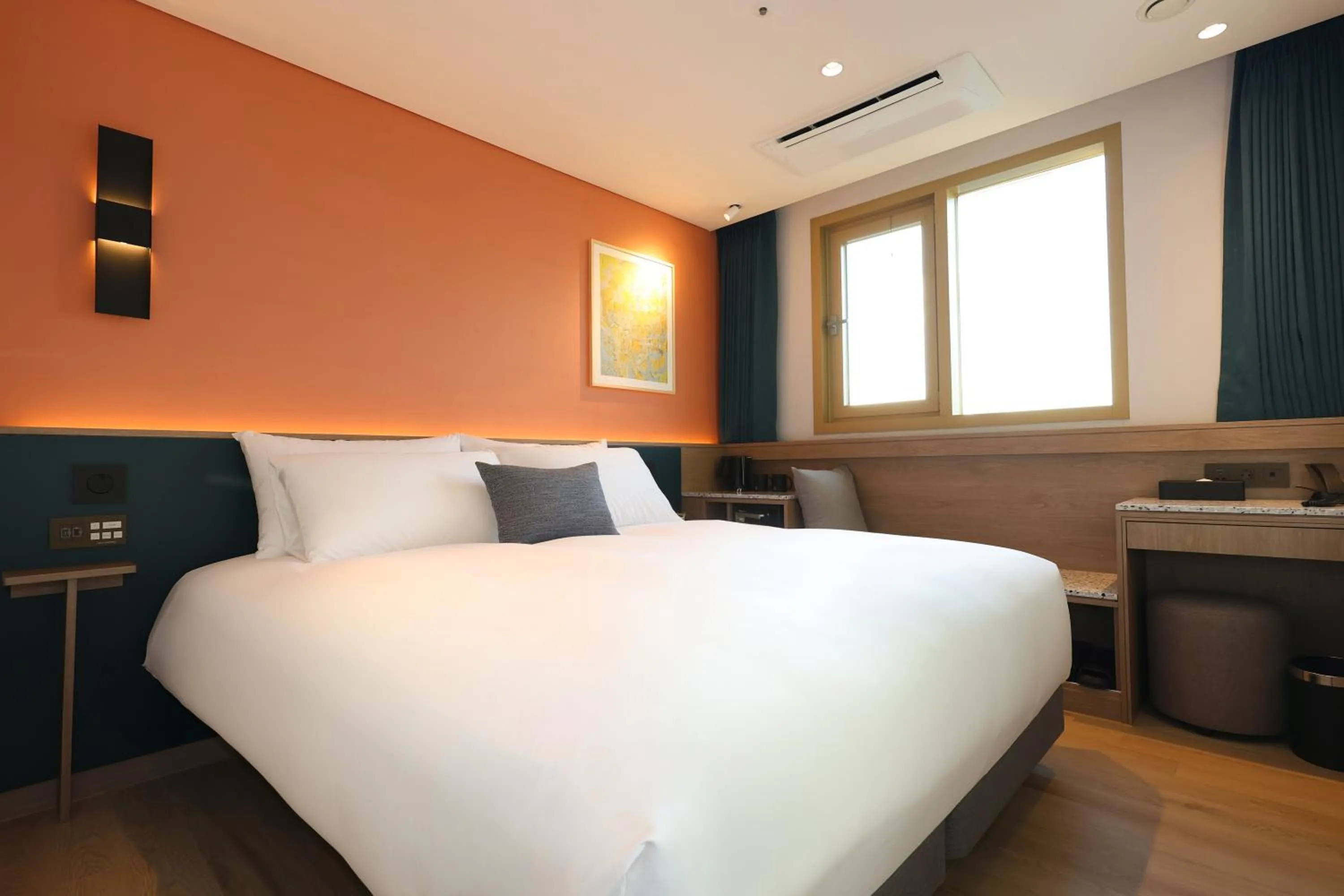 Superior King Room in New Blanc Central Myeongdong