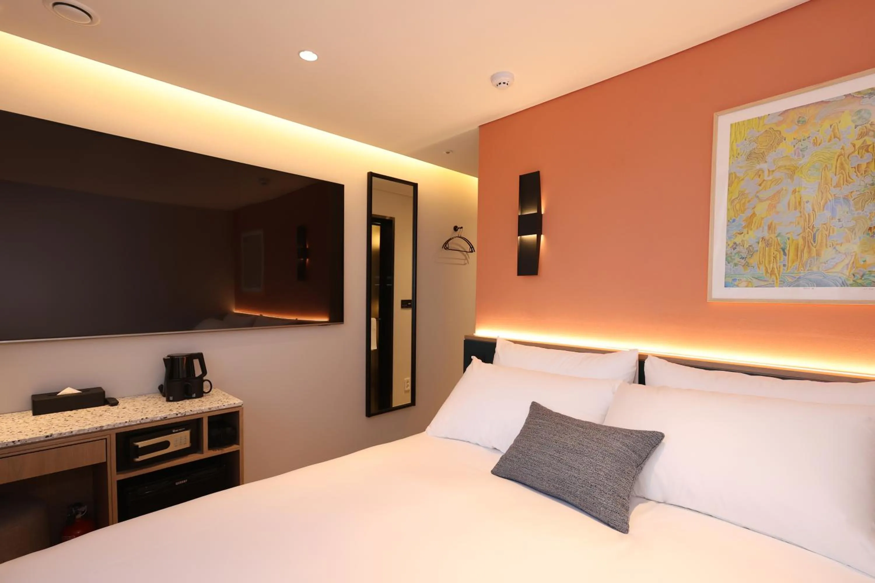 Standard King Room in New Blanc Central Myeongdong
